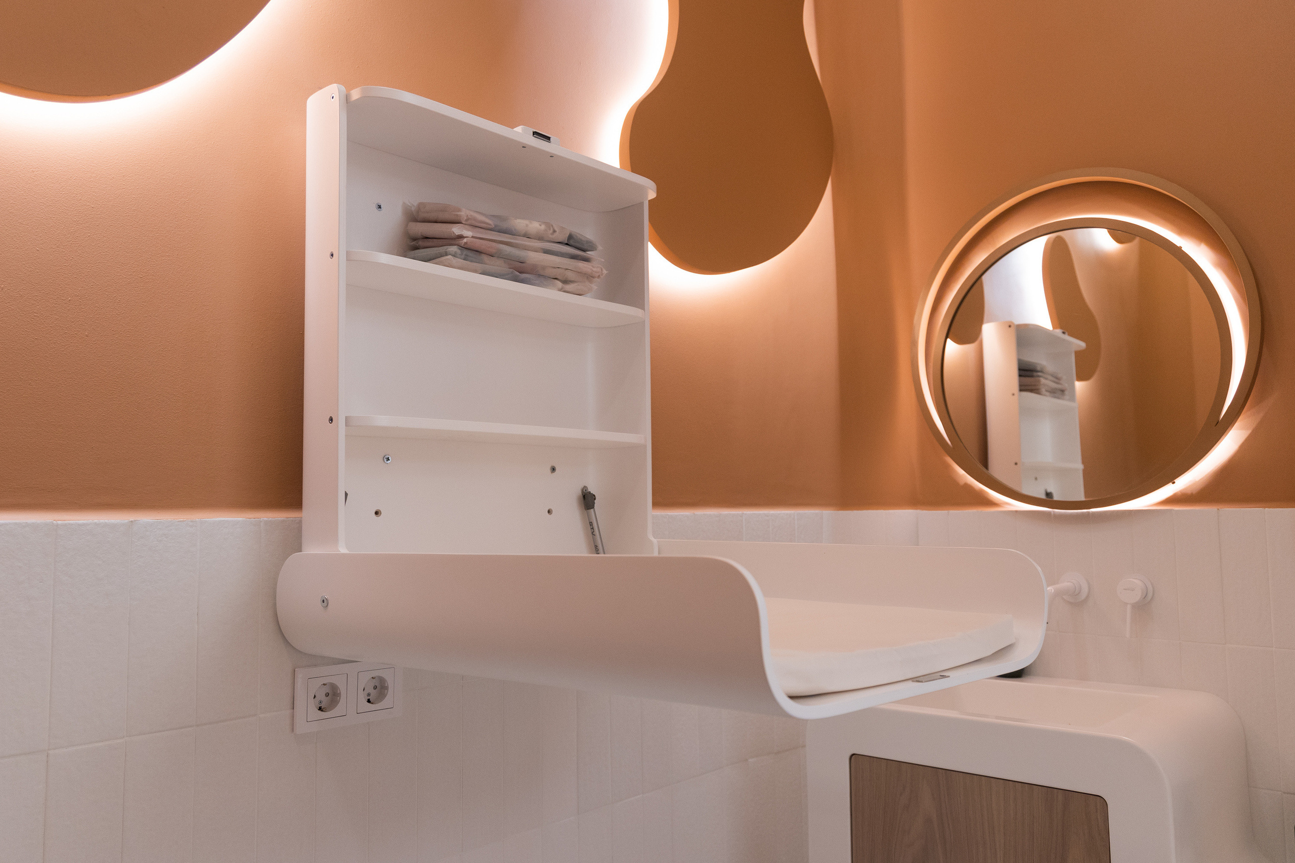 ИНТЕРЬЕРЫ- Коммерческие помещения. Фотостудия во Всеволожске. Подходит для всех творческих проектов