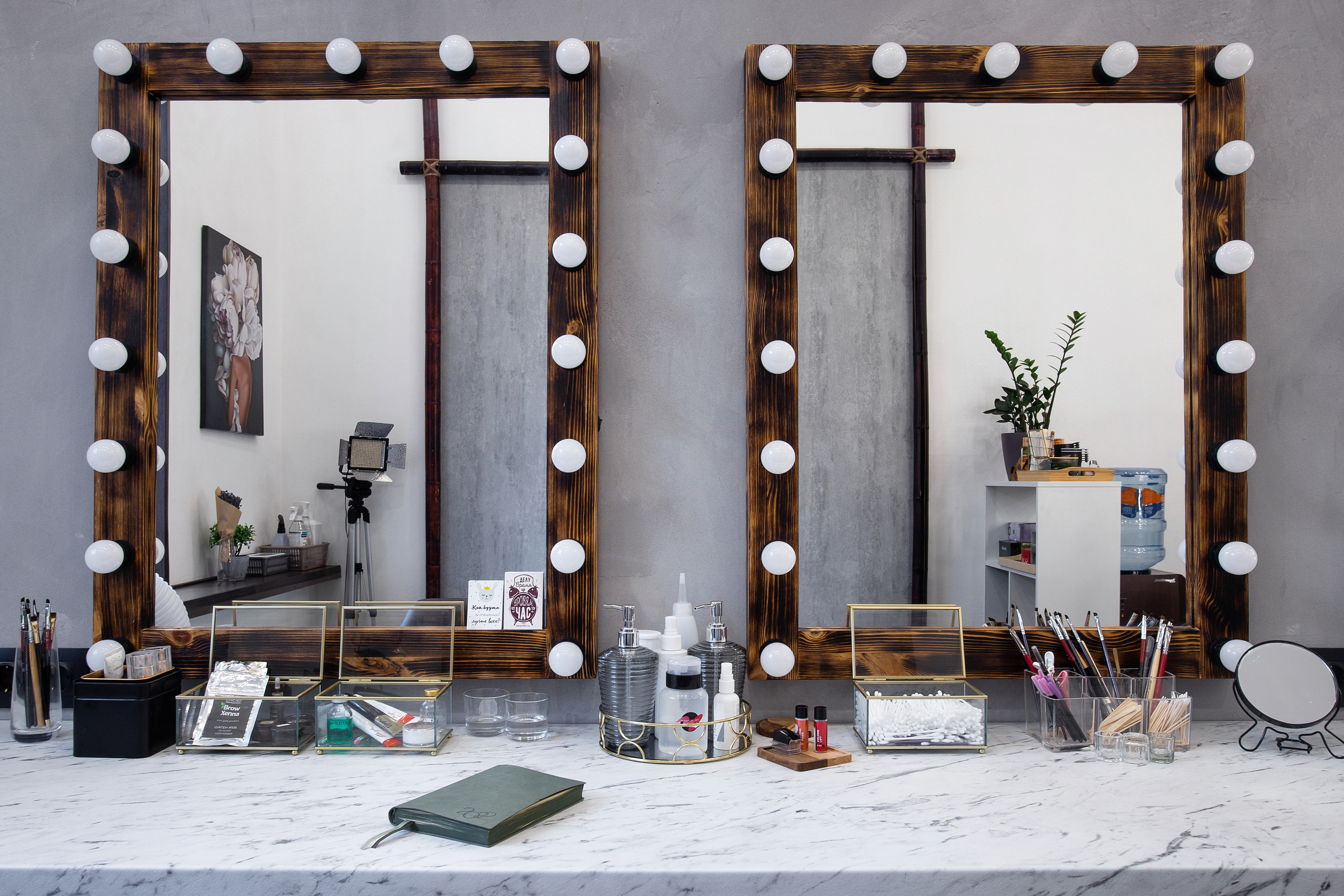 ИНТЕРЬЕРЫ- Коммерческие помещения. Фотостудия во Всеволожске. Подходит для всех творческих проектов