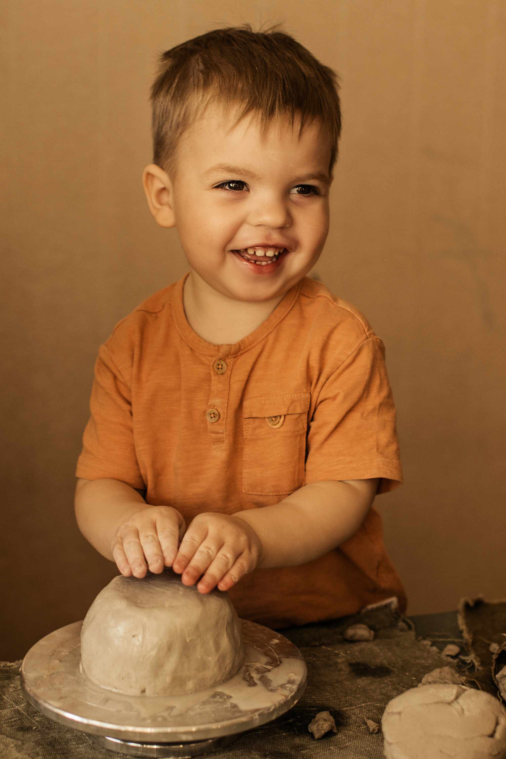 СЕМЬЯ. Фотостудия во Всеволожске. Подходит для всех творческих проектов