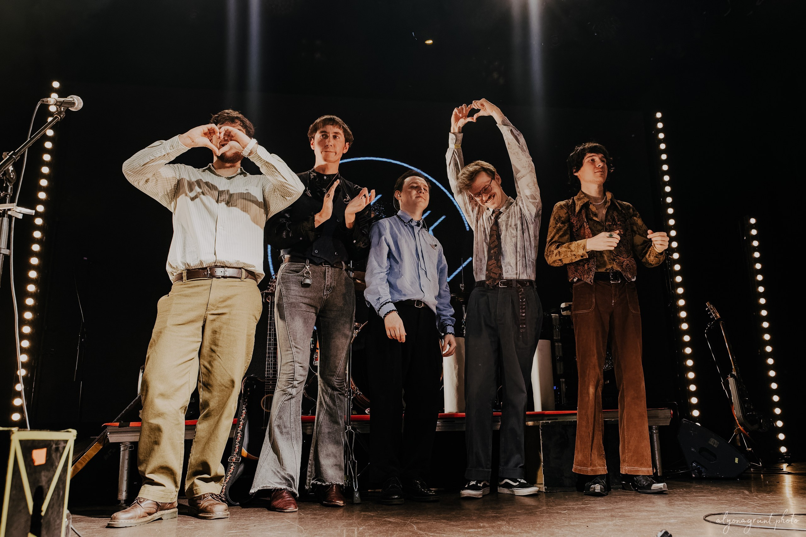 Сова, фоторепортаж, СПб, Космонавт, 18.12.2025. Алена Адрианова: фотограф в Санкт-Петербурге