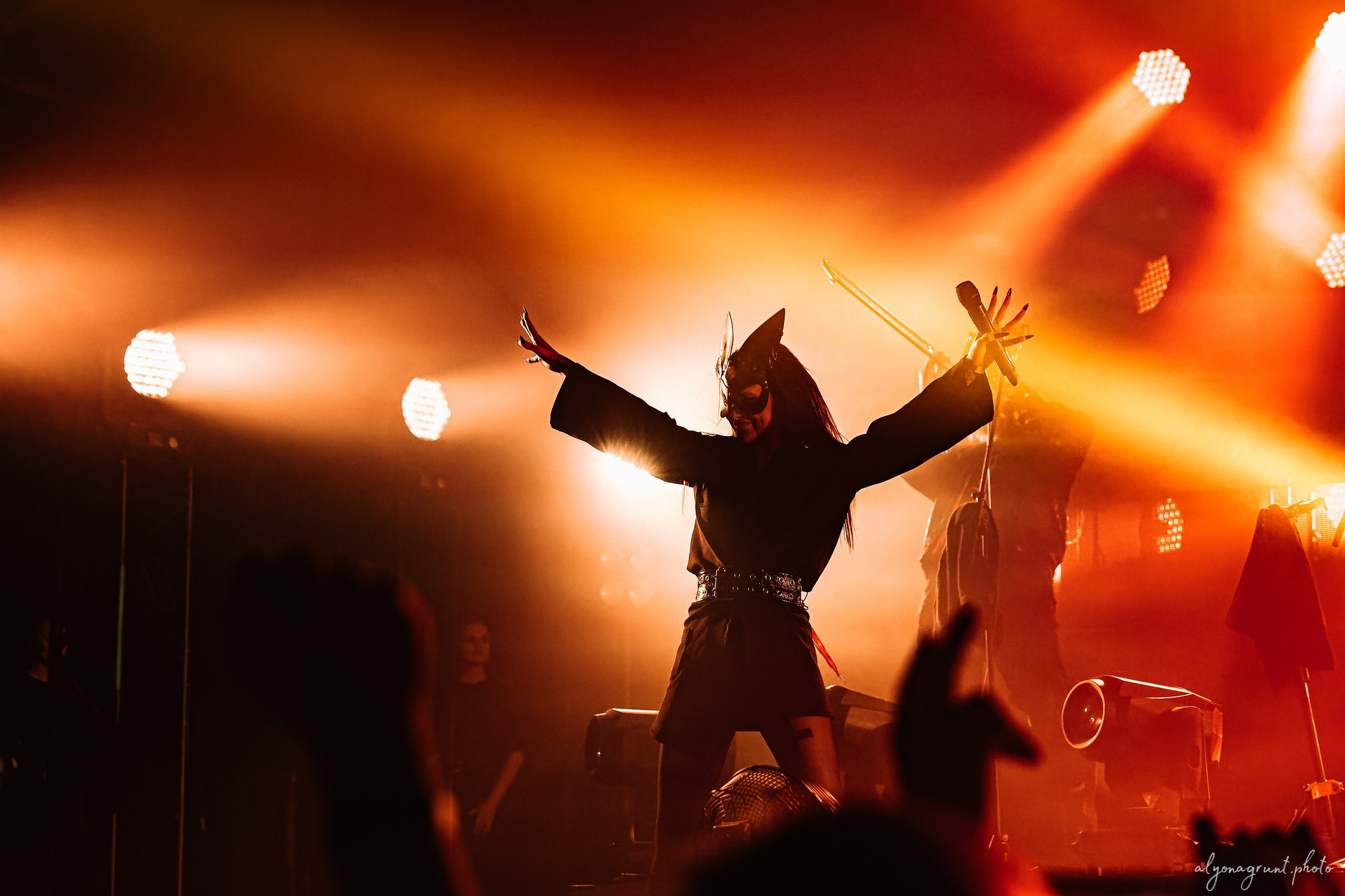 Пневмослон, фоторепортаж СПб, A2,17.10.2025. Алена Адрианова: фотограф в Санкт-Петербурге