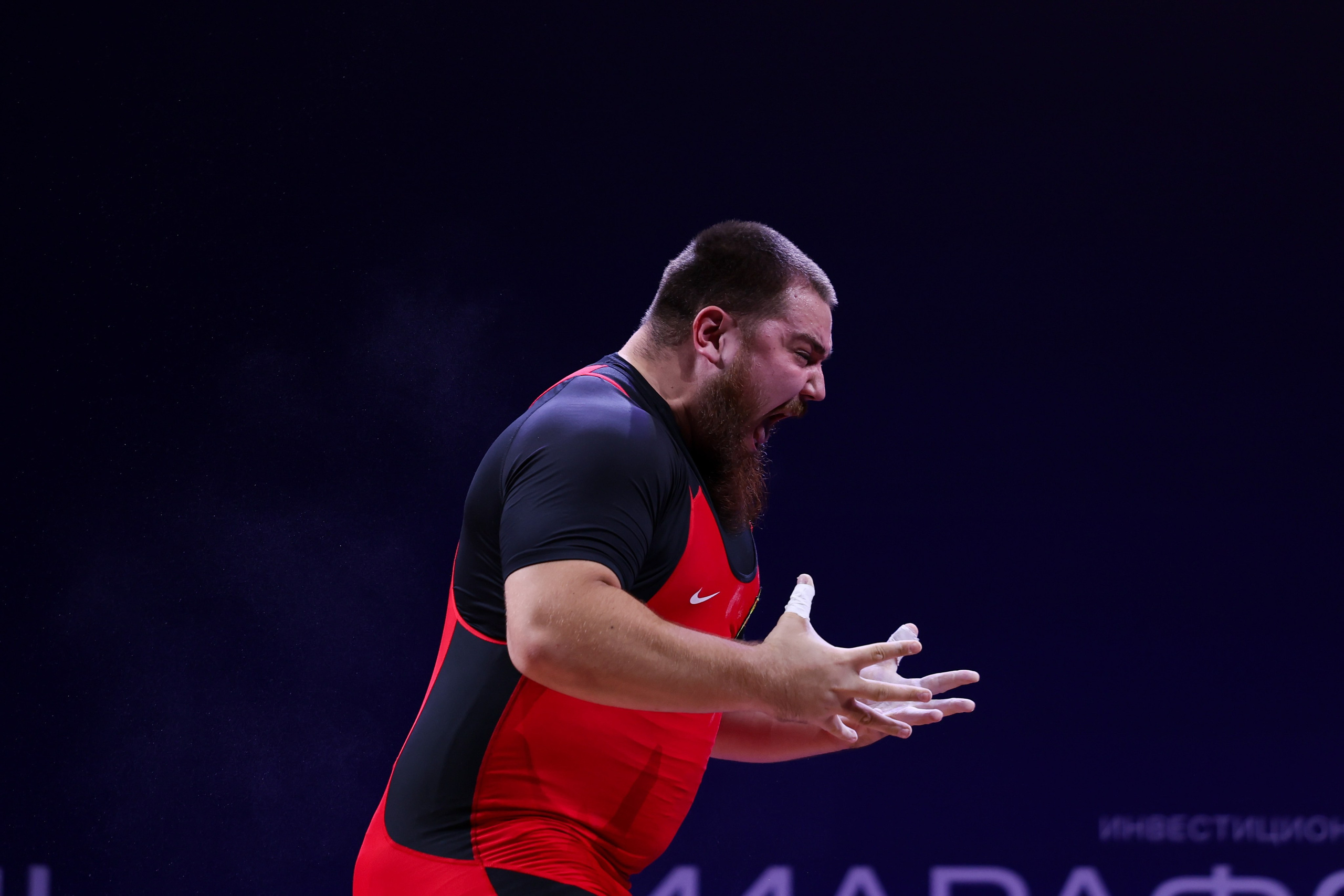 Чемпионат России по тяжелой атлетике 2025. Спортивный и репортажный фотограф Антон Тереханов