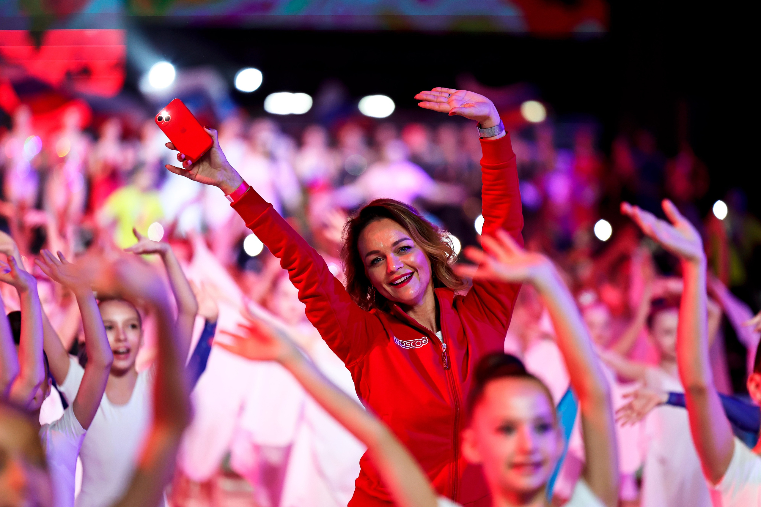 «Дуэль» Шоу Светланы Хоркиной 07.04.2024. Спортивный и репортажный фотограф Антон Тереханов