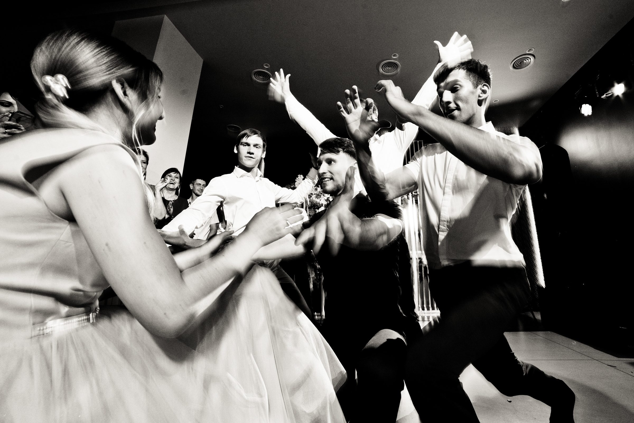 Потанцуй со мной. Свадебный фотограф Антон Кузнецов