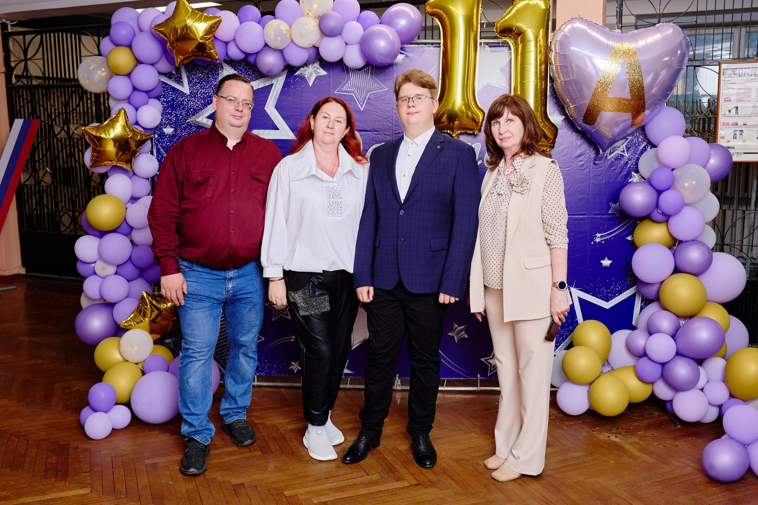 Выпускной 35 Сош. Фотограф Выпускные альбомы Таганрог Сергей Коробченко