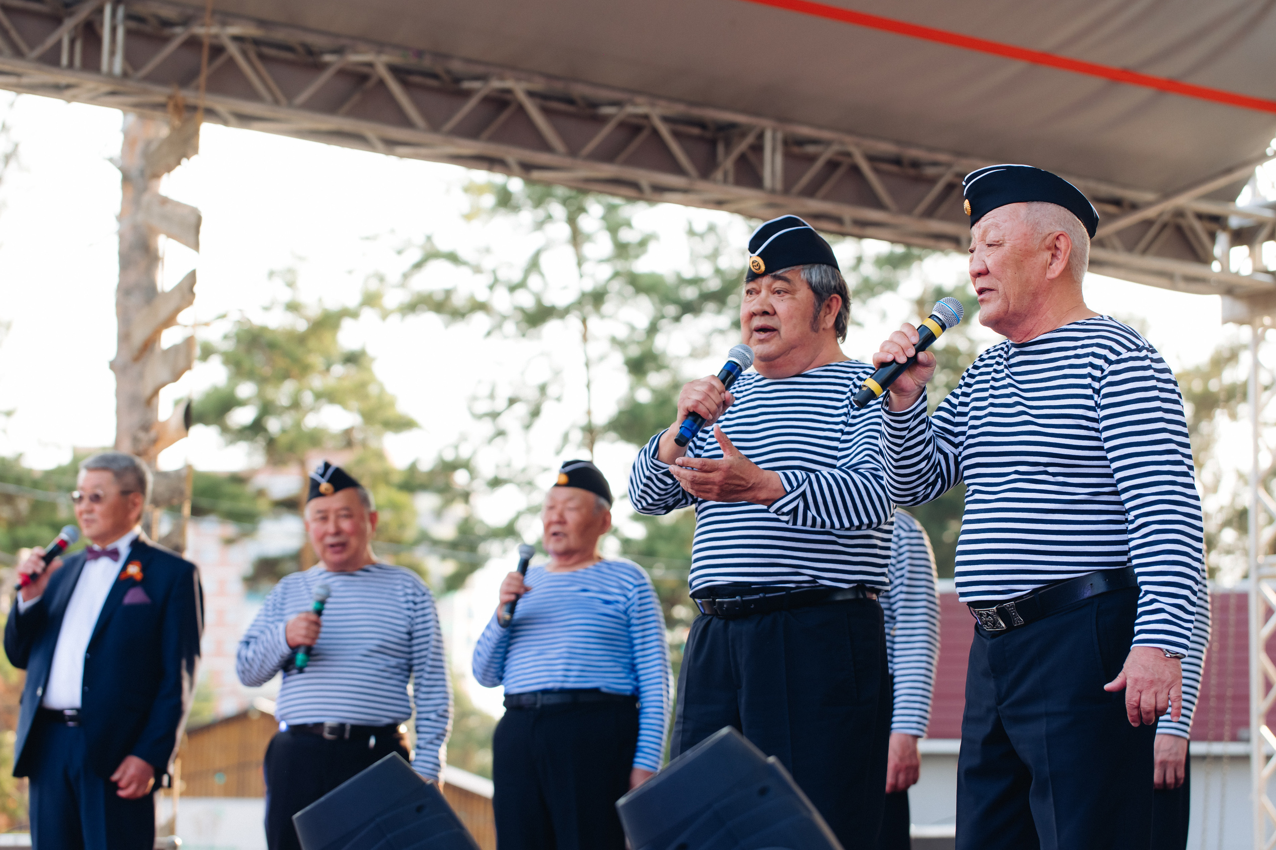 Празднование «Дня Победы» в парке Юбилейный. Свадебный и семейный фотограф в Улан-Удэ