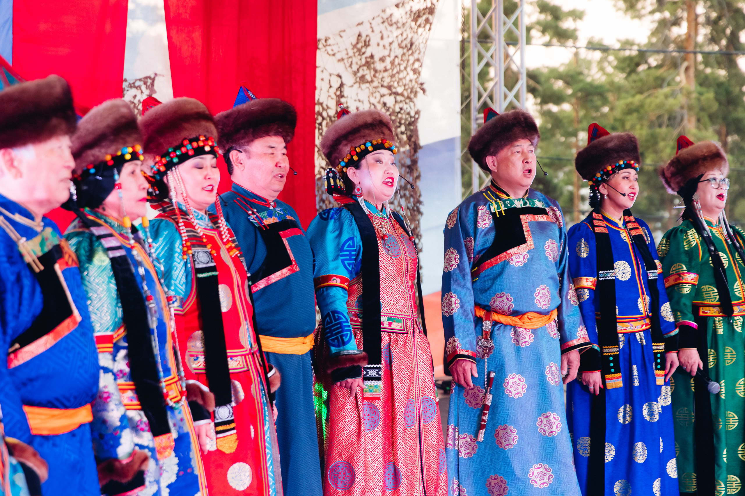 Празднование «Дня Победы» в парке Юбилейный. Свадебный и семейный фотограф в Улан-Удэ