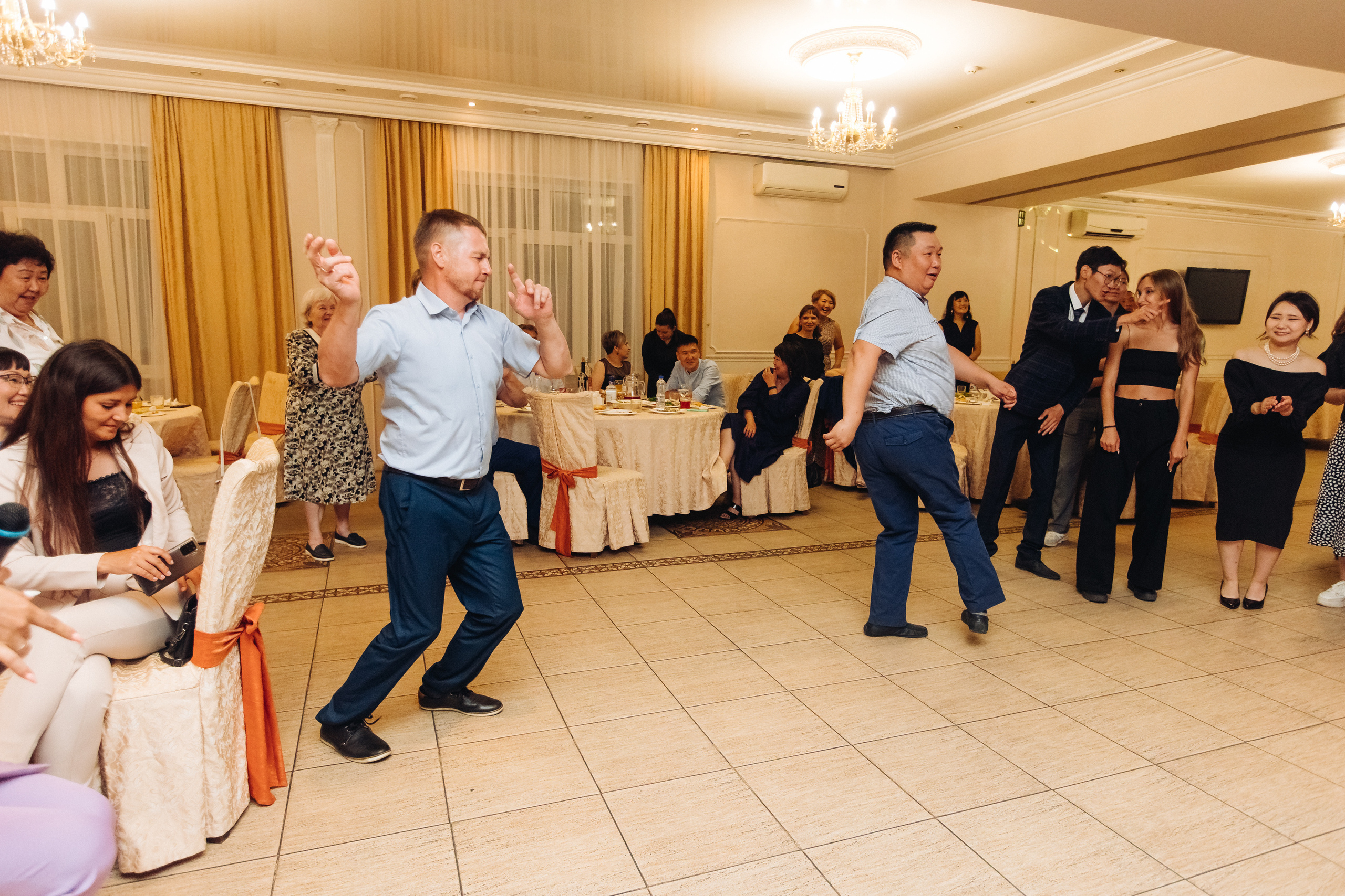 Выпускной вечер. Свадебный и семейный фотограф в Улан-Удэ