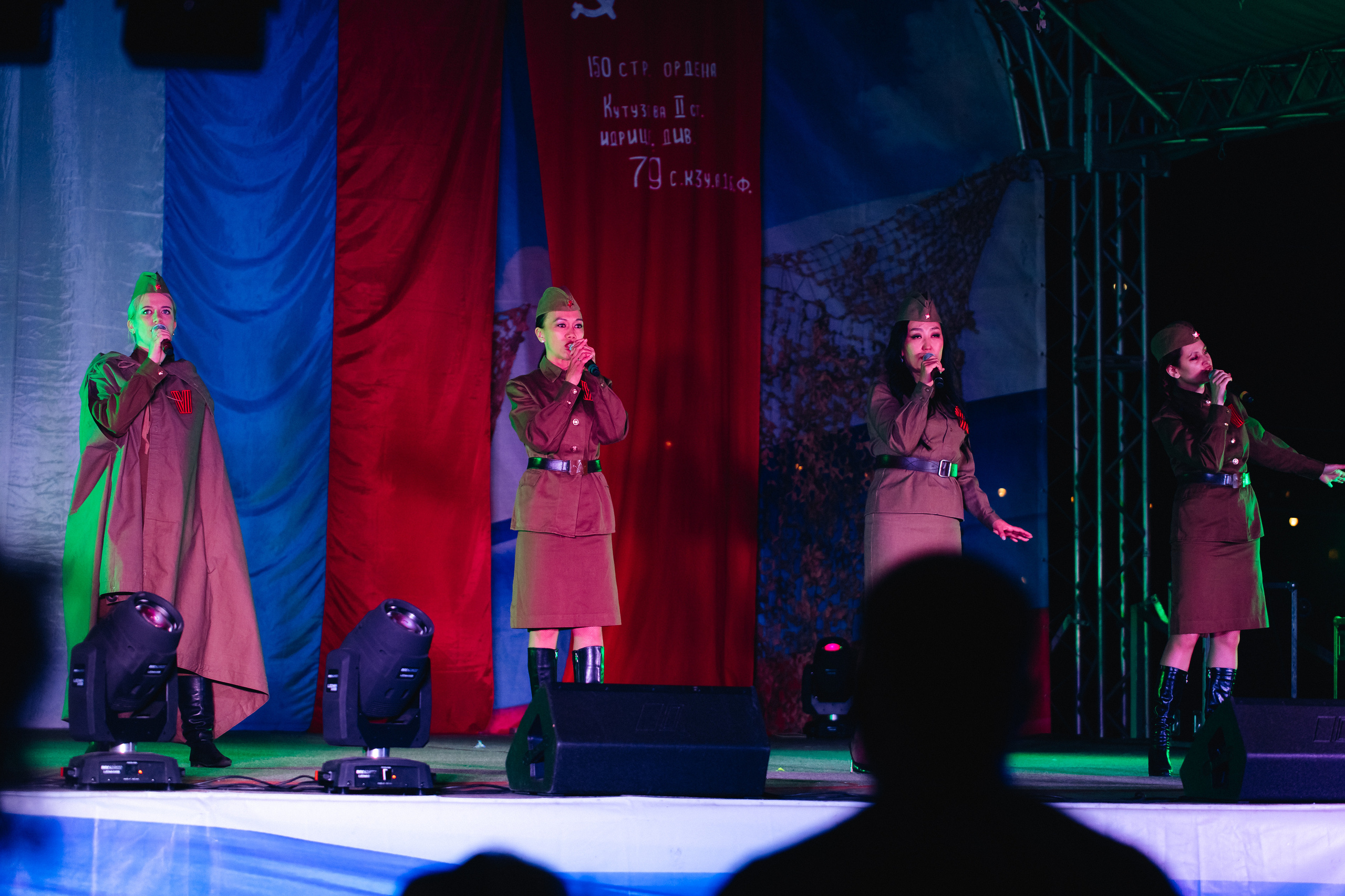 Празднование «Дня Победы» в парке Юбилейный. Свадебный и семейный фотограф в Улан-Удэ