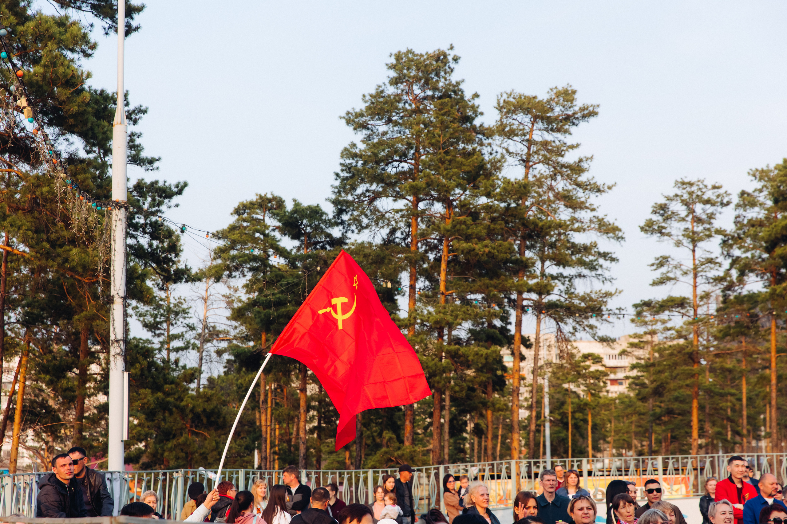 Празднование «Дня Победы» в парке Юбилейный. Свадебный и семейный фотограф в Улан-Удэ