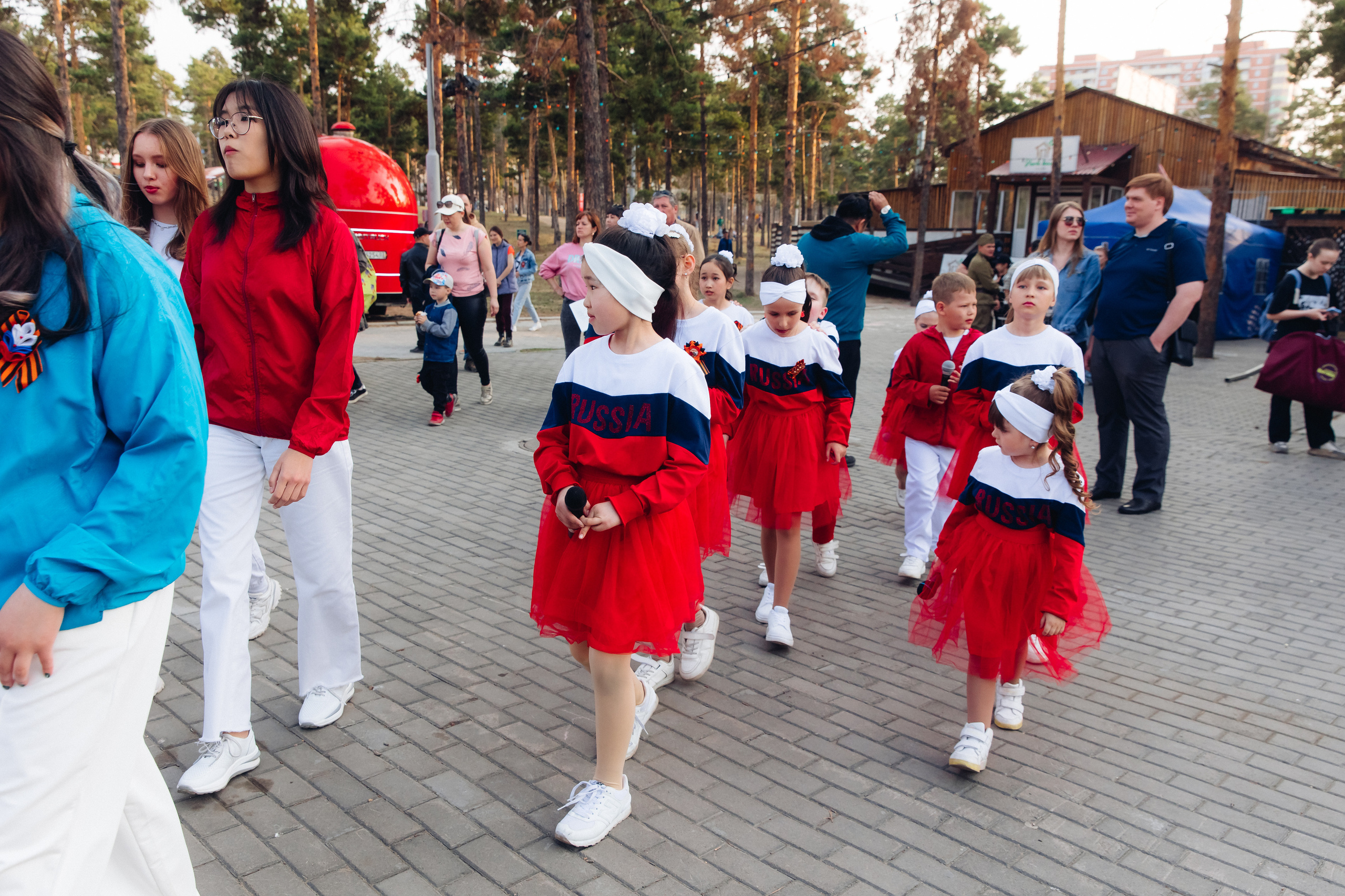 Празднование «Дня Победы» в парке Юбилейный. Свадебный и семейный фотограф в Улан-Удэ