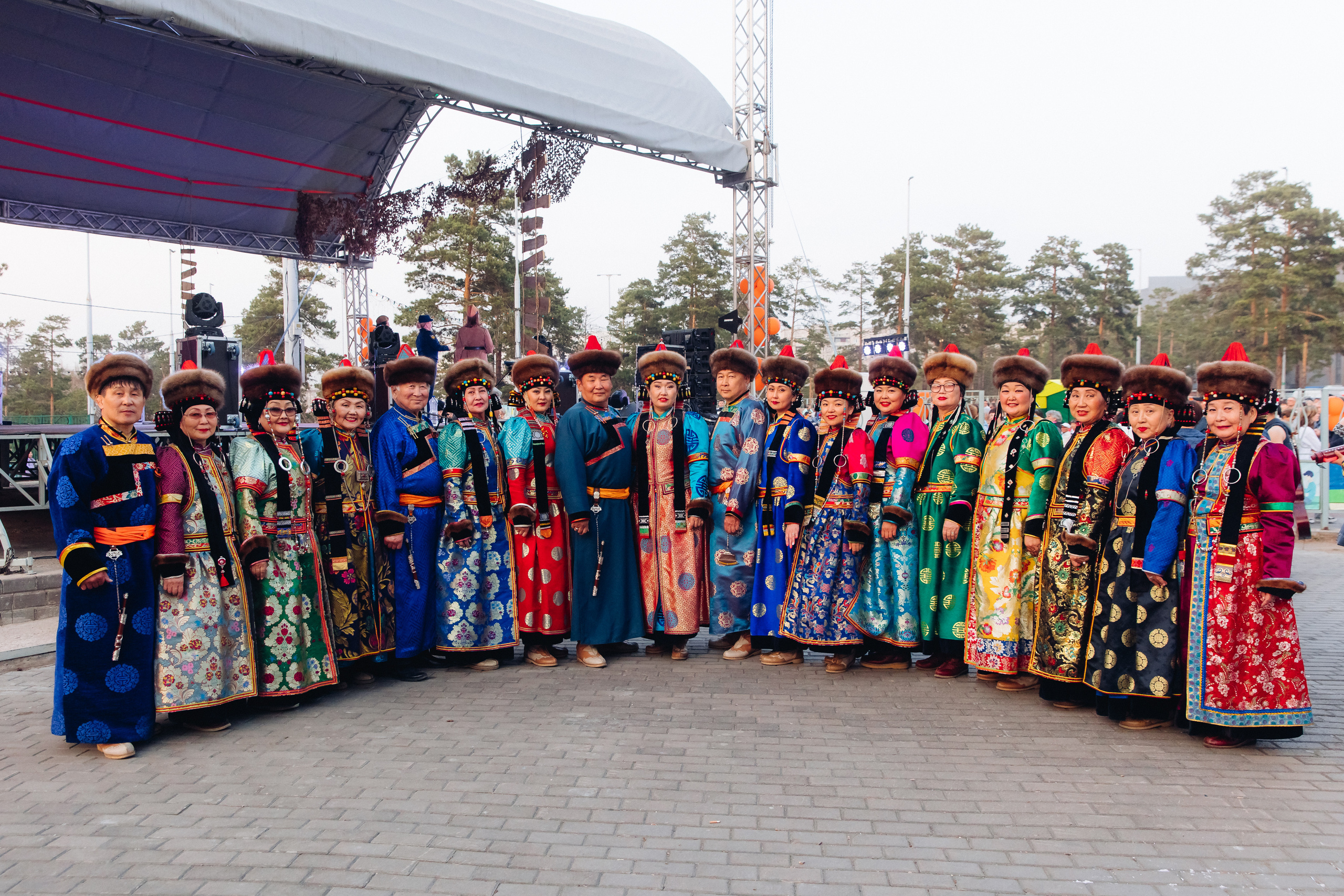 Празднование «Дня Победы» в парке Юбилейный. Свадебный и семейный фотограф в Улан-Удэ