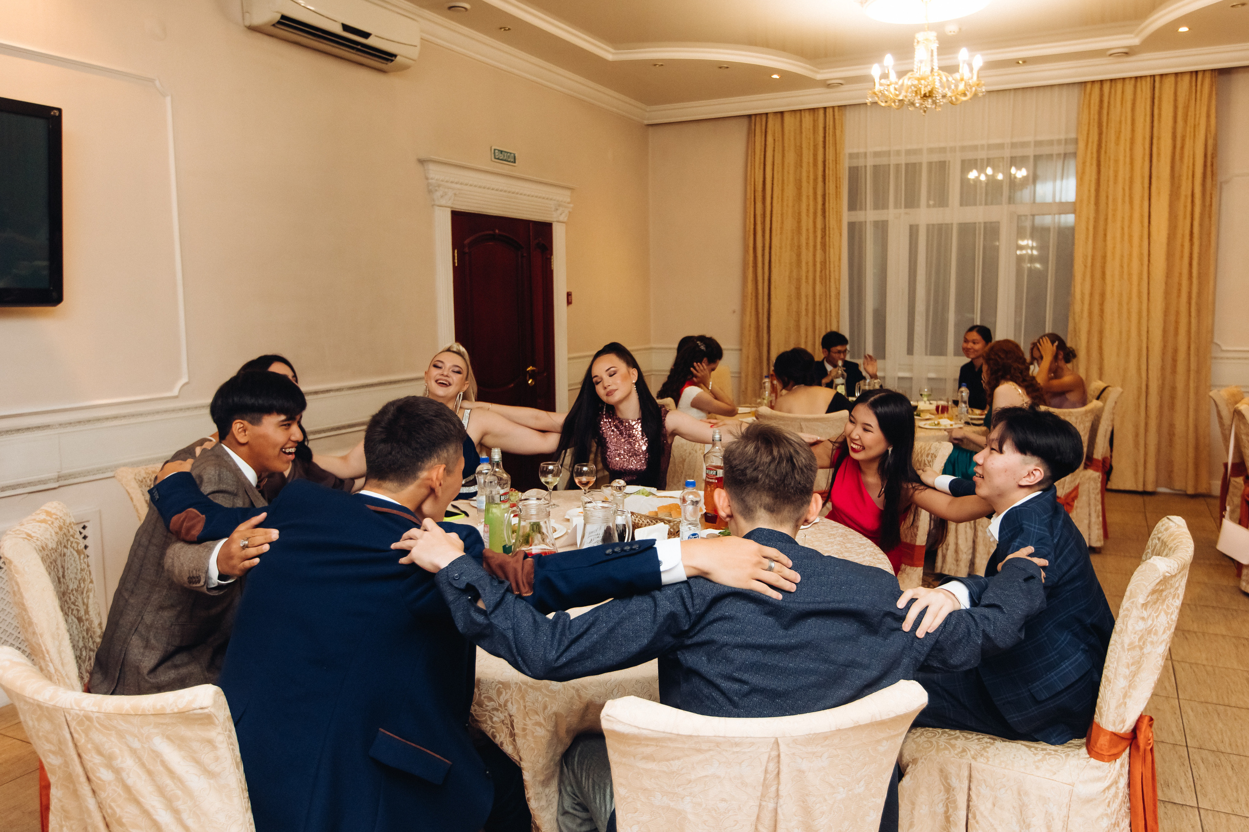 Выпускной вечер. Свадебный и семейный фотограф в Улан-Удэ