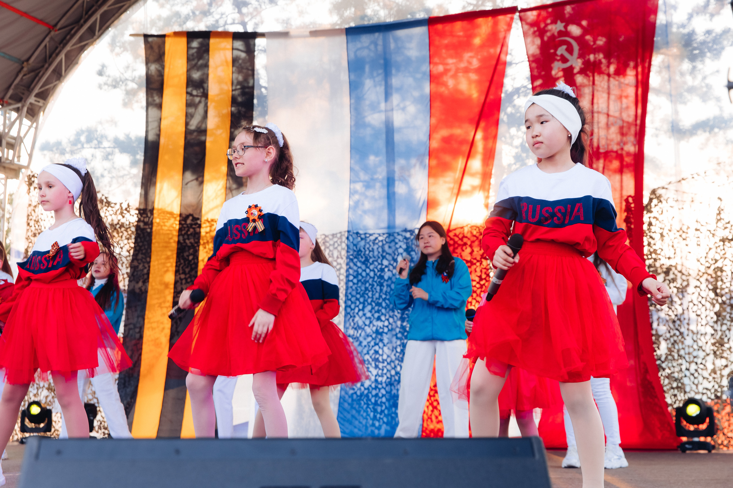 Празднование «Дня Победы» в парке Юбилейный. Свадебный и семейный фотограф в Улан-Удэ