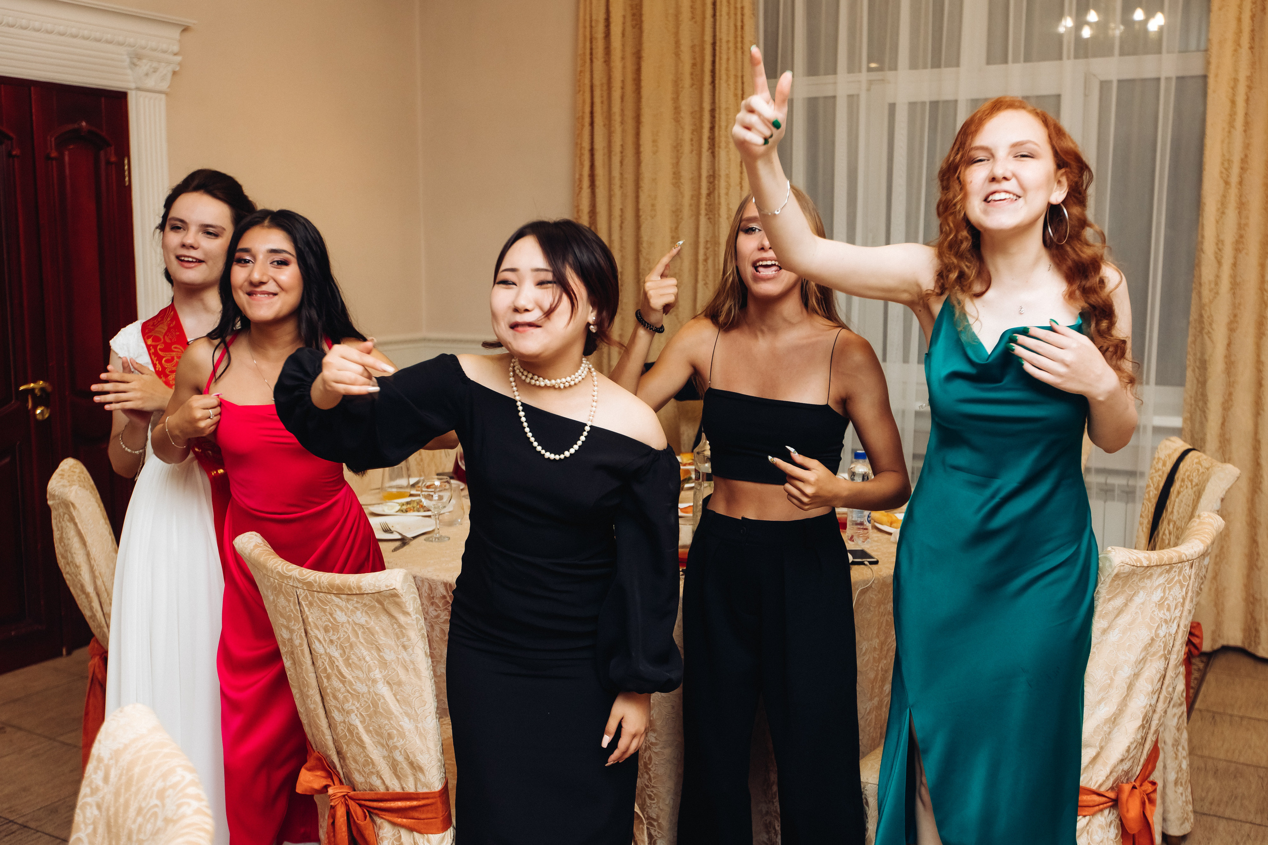 Выпускной вечер. Свадебный и семейный фотограф в Улан-Удэ