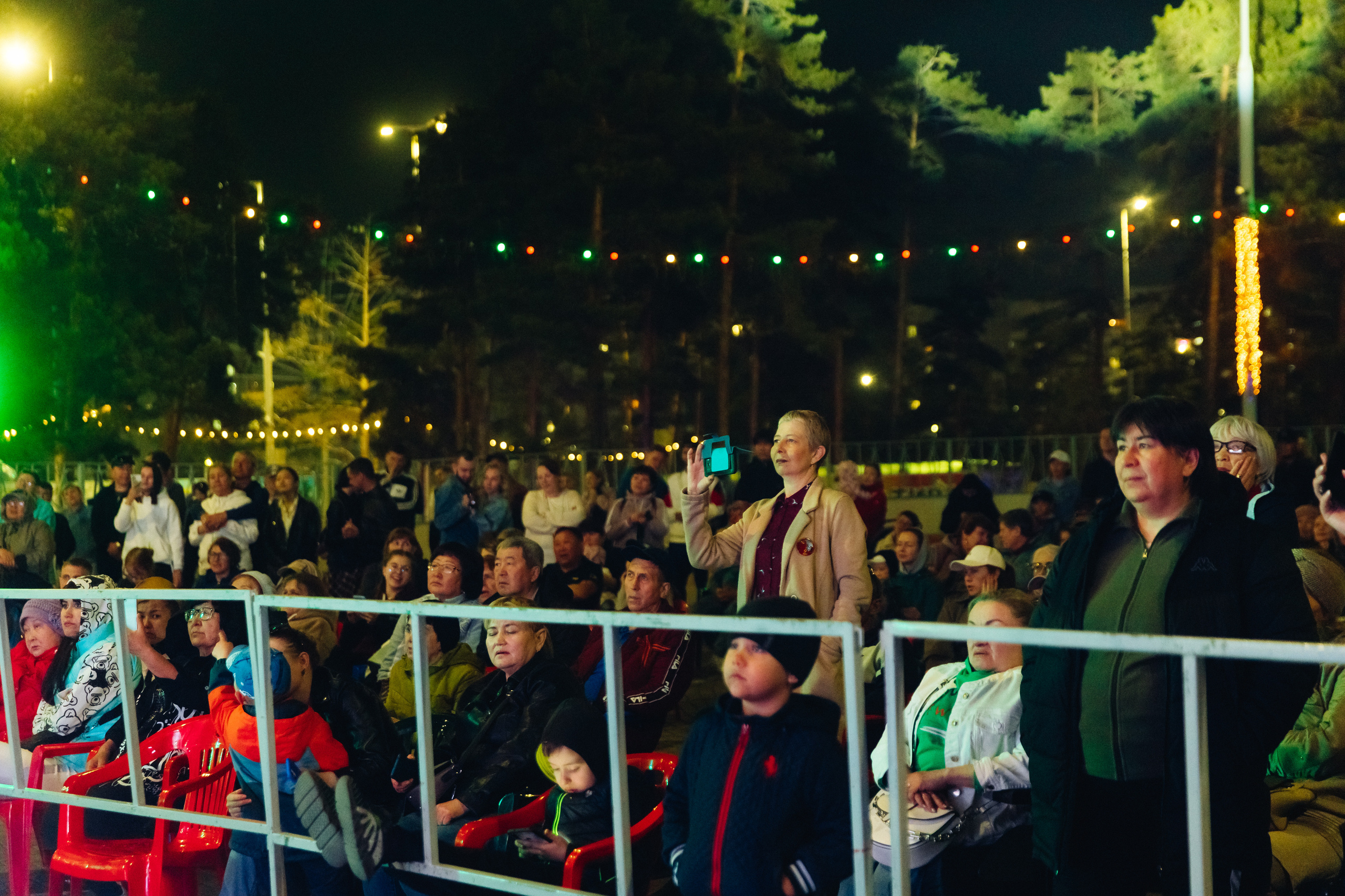 Празднование «Дня Победы» в парке Юбилейный. Свадебный и семейный фотограф в Улан-Удэ