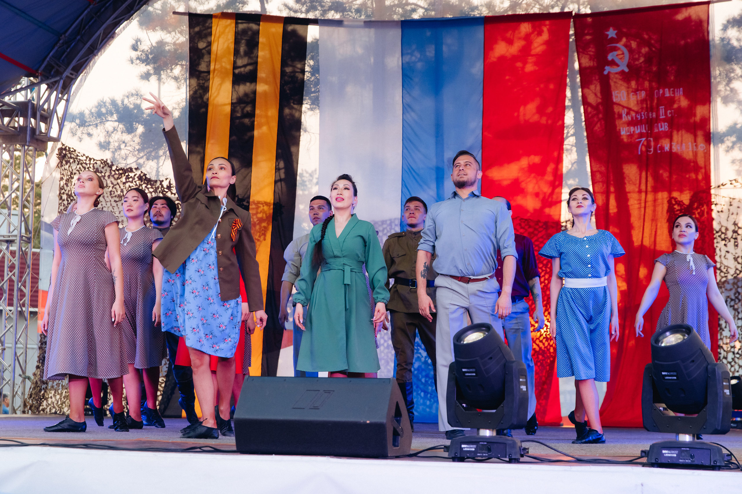 Празднование «Дня Победы» в парке Юбилейный. Свадебный и семейный фотограф в Улан-Удэ