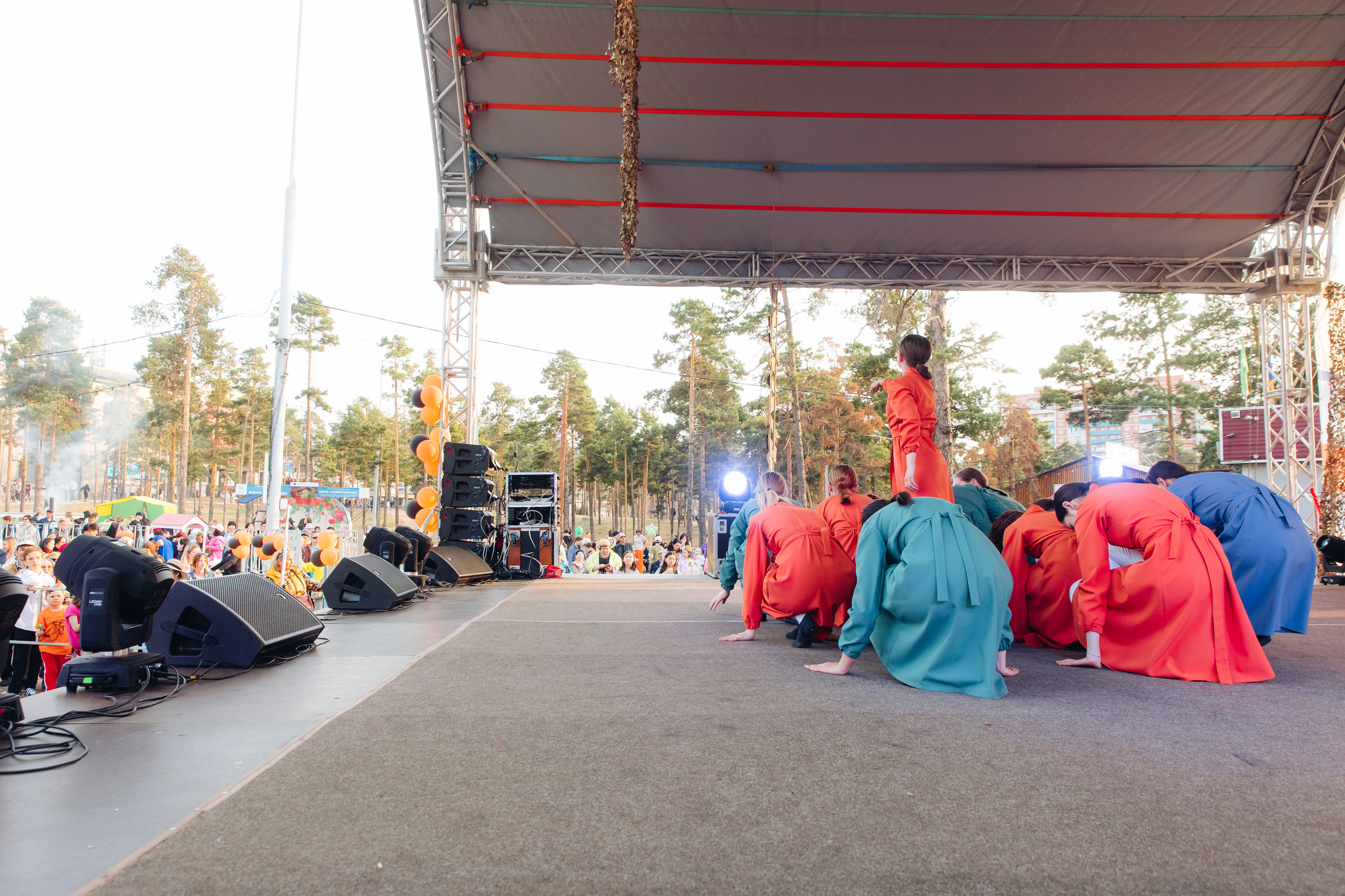 Празднование «Дня Победы» в парке Юбилейный. Свадебный и семейный фотограф в Улан-Удэ