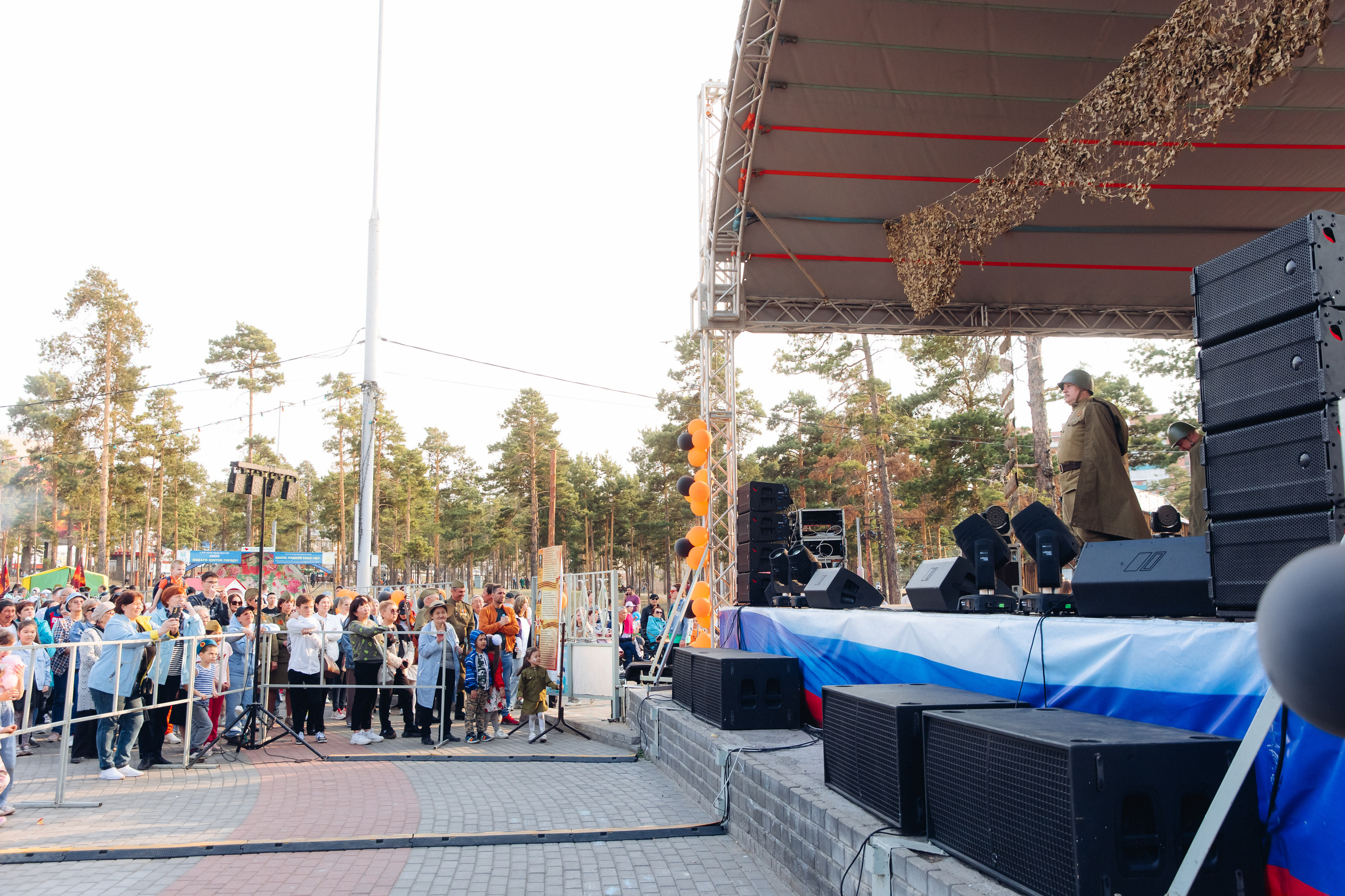 Празднование «Дня Победы» в парке Юбилейный. Свадебный и семейный фотограф в Улан-Удэ