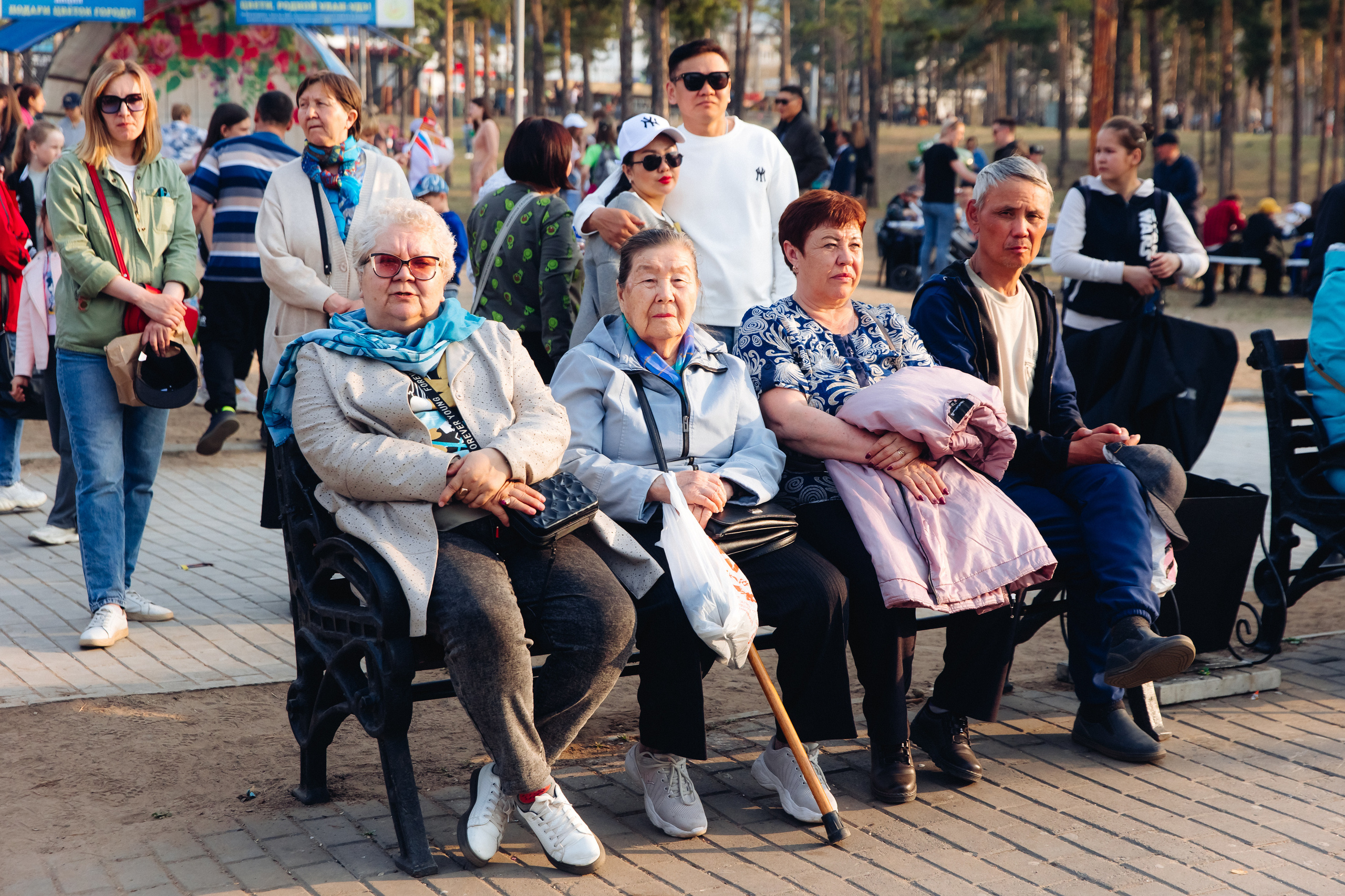 Празднование «Дня Победы» в парке Юбилейный. Свадебный и семейный фотограф в Улан-Удэ