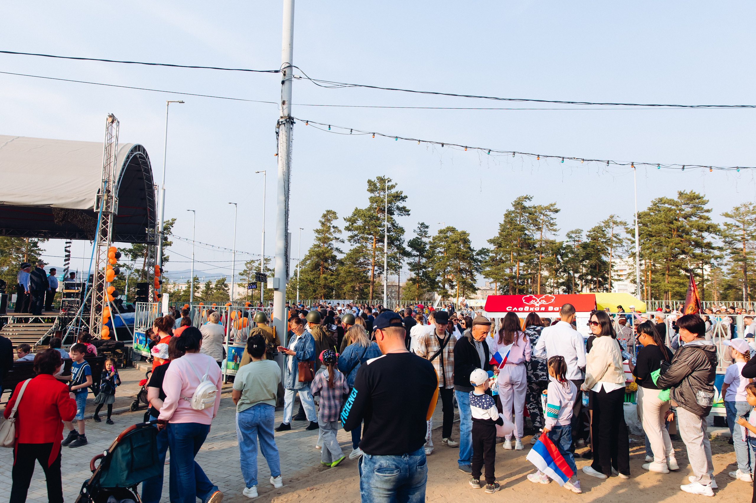 Празднование «Дня Победы» в парке Юбилейный. Свадебный и семейный фотограф в Улан-Удэ