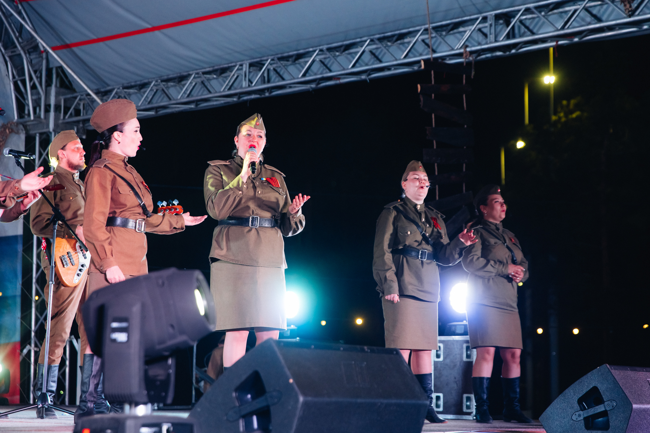 Празднование «Дня Победы» в парке Юбилейный. Свадебный и семейный фотограф в Улан-Удэ