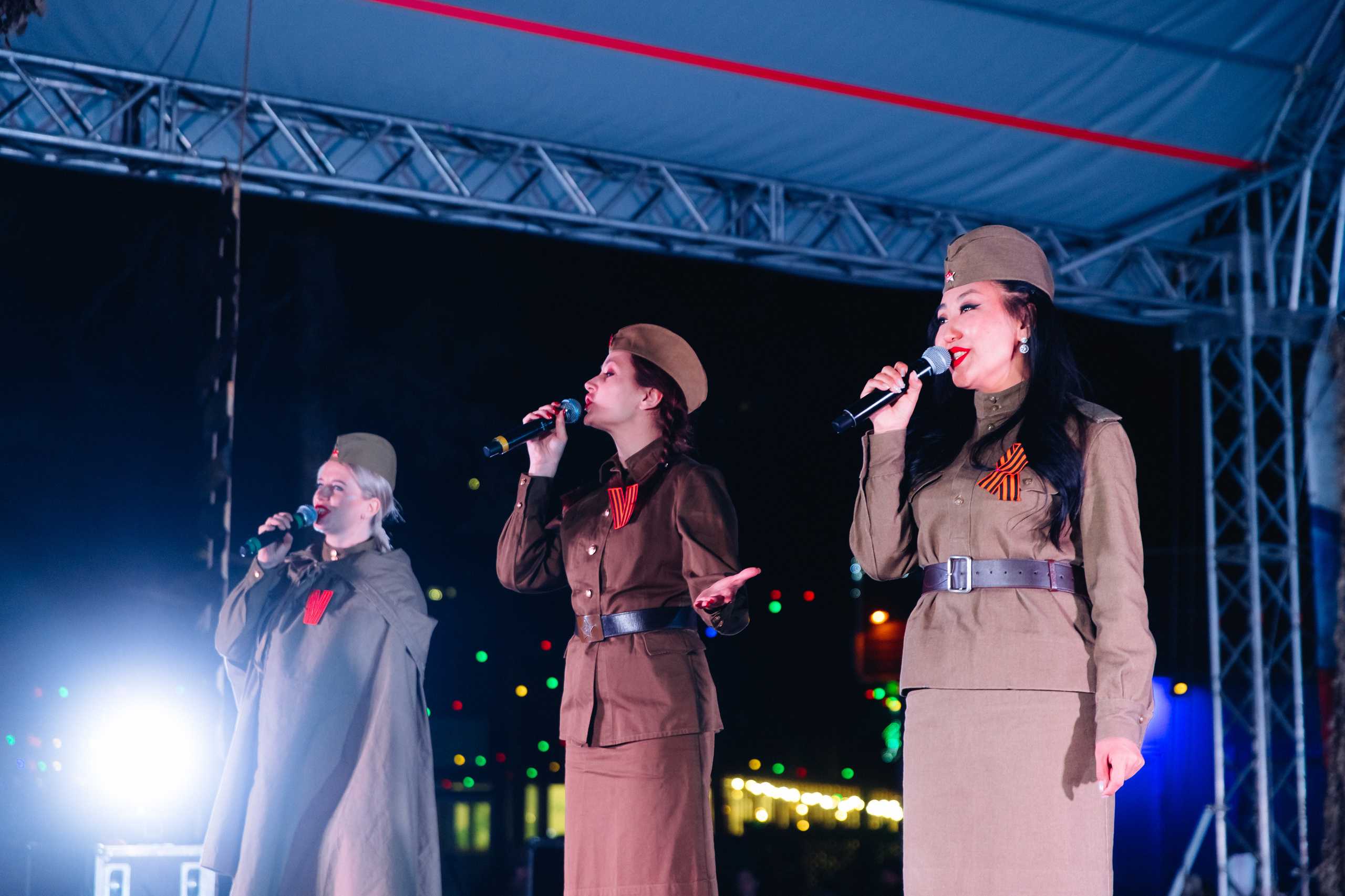 Празднование «Дня Победы» в парке Юбилейный. Свадебный и семейный фотограф в Улан-Удэ