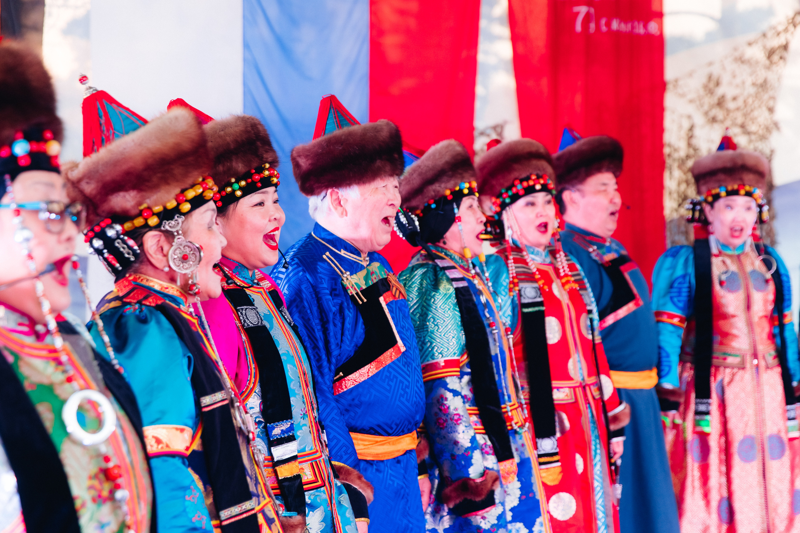 Празднование «Дня Победы» в парке Юбилейный. Свадебный и семейный фотограф в Улан-Удэ