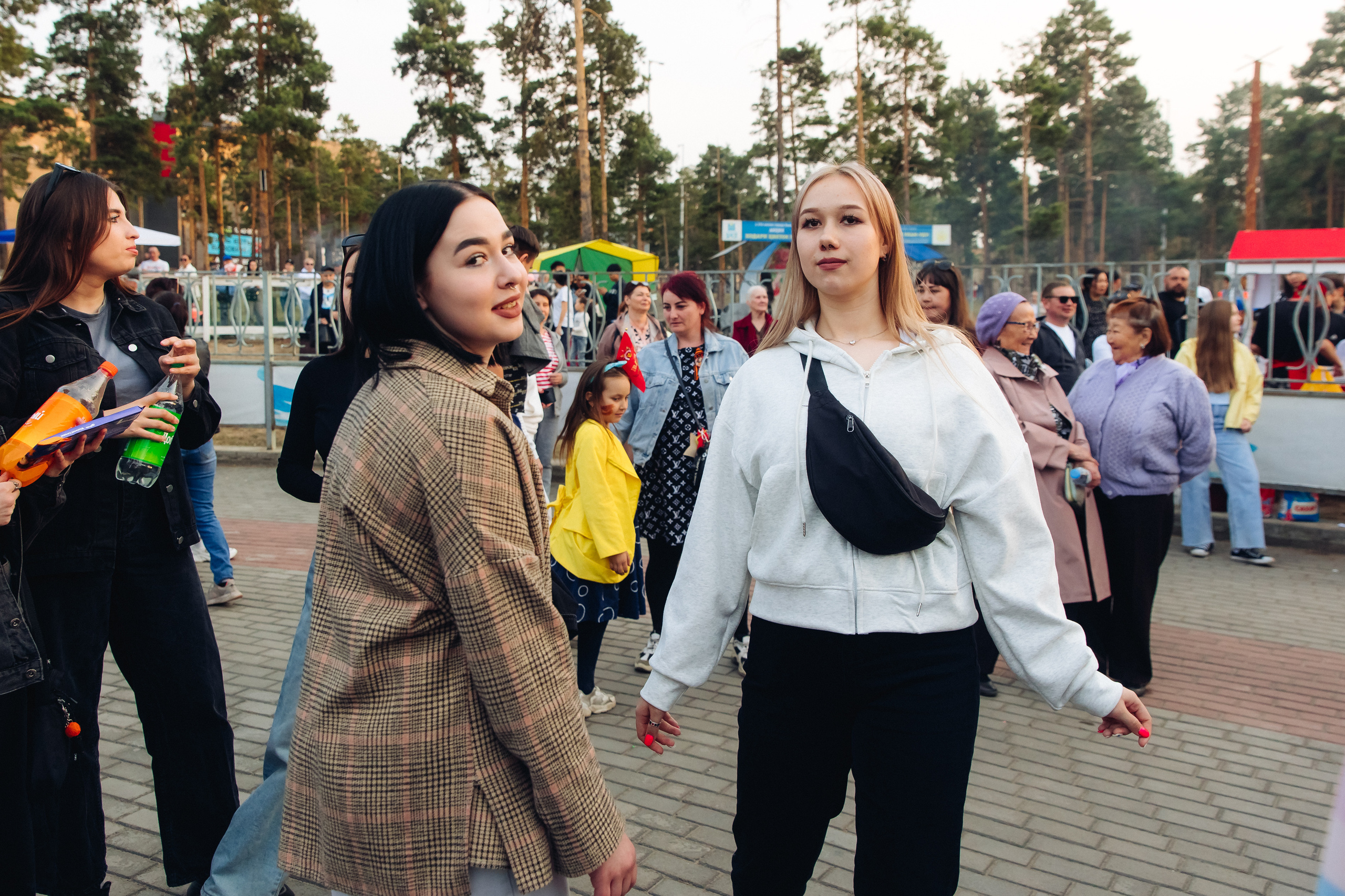 Празднование «Дня Победы» в парке Юбилейный. Свадебный и семейный фотограф в Улан-Удэ