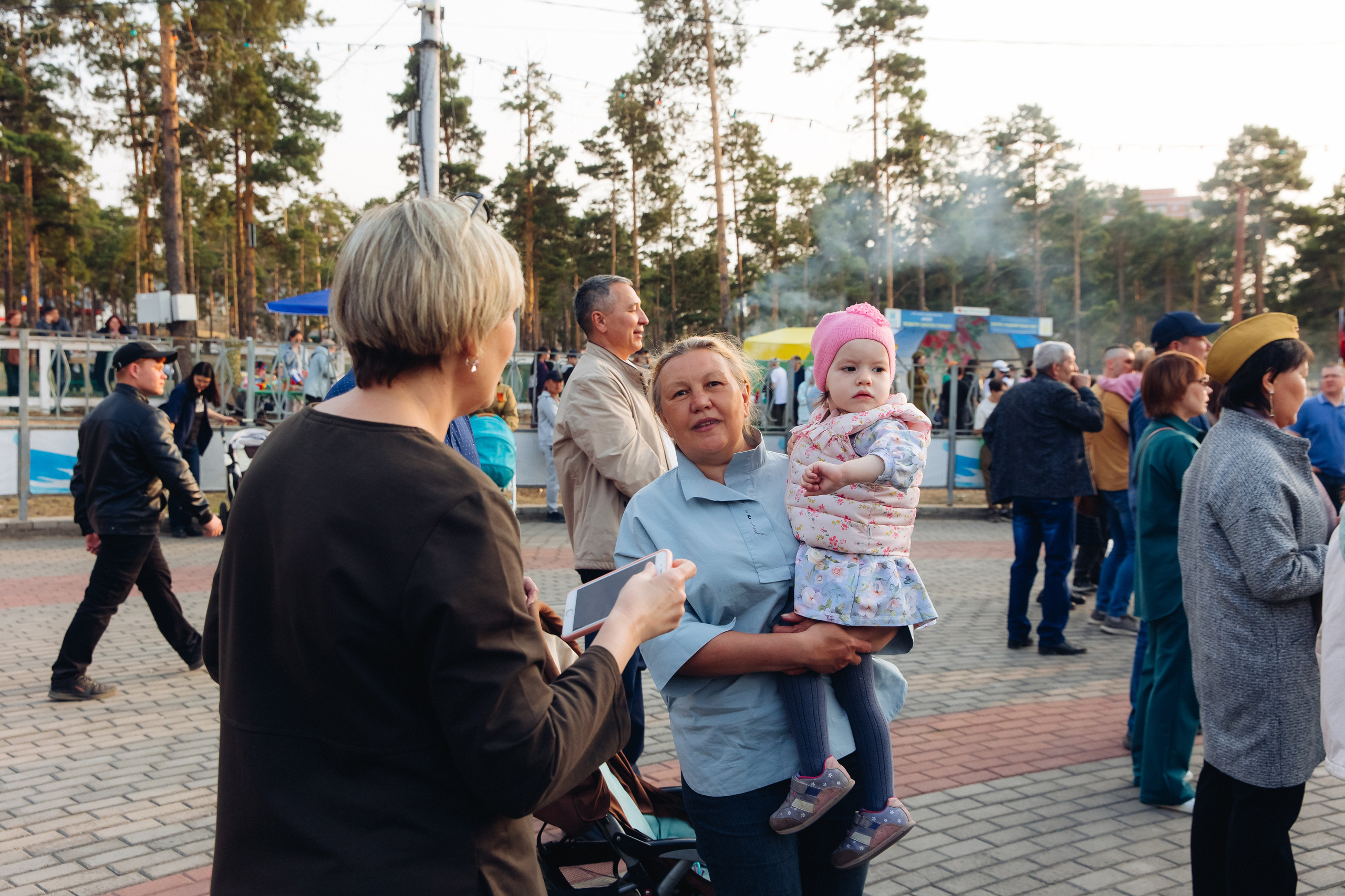 Празднование «Дня Победы» в парке Юбилейный. Свадебный и семейный фотограф в Улан-Удэ