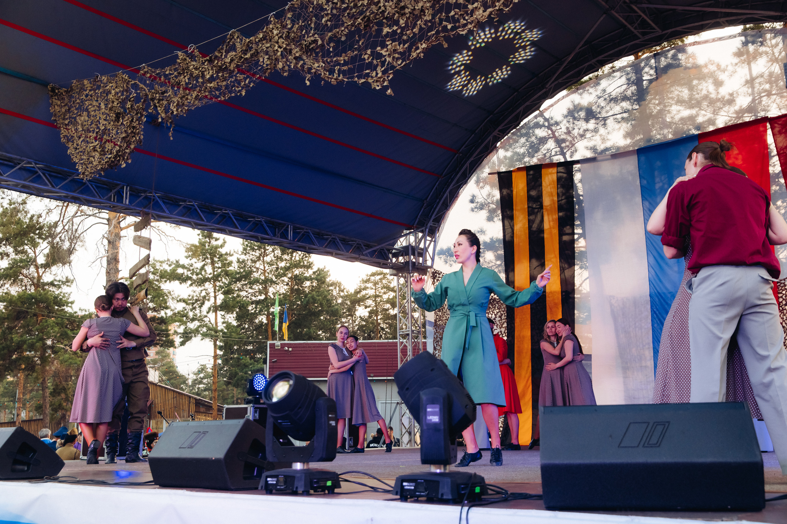 Празднование «Дня Победы» в парке Юбилейный. Свадебный и семейный фотограф в Улан-Удэ