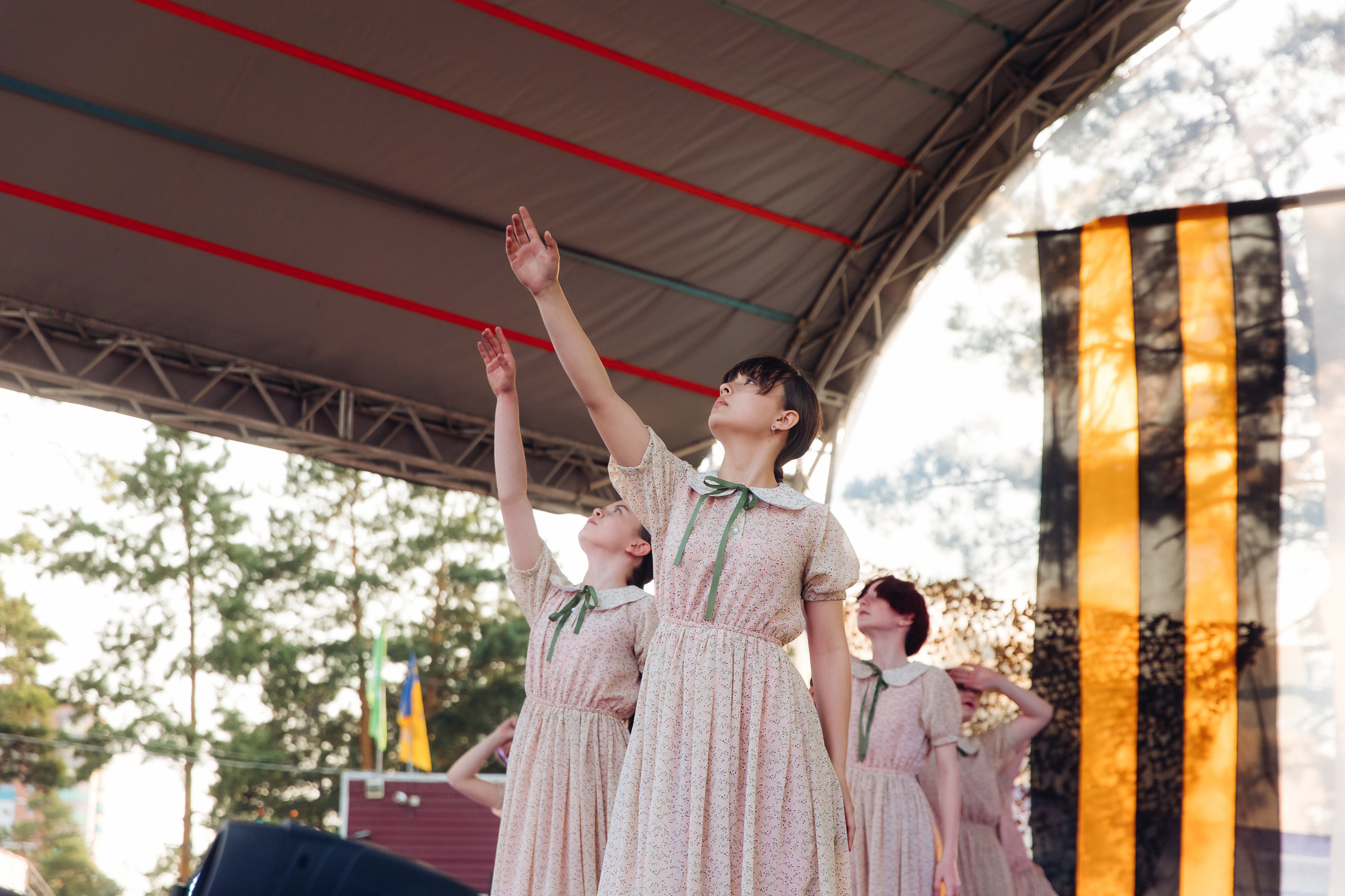 Празднование «Дня Победы» в парке Юбилейный. Свадебный и семейный фотограф в Улан-Удэ
