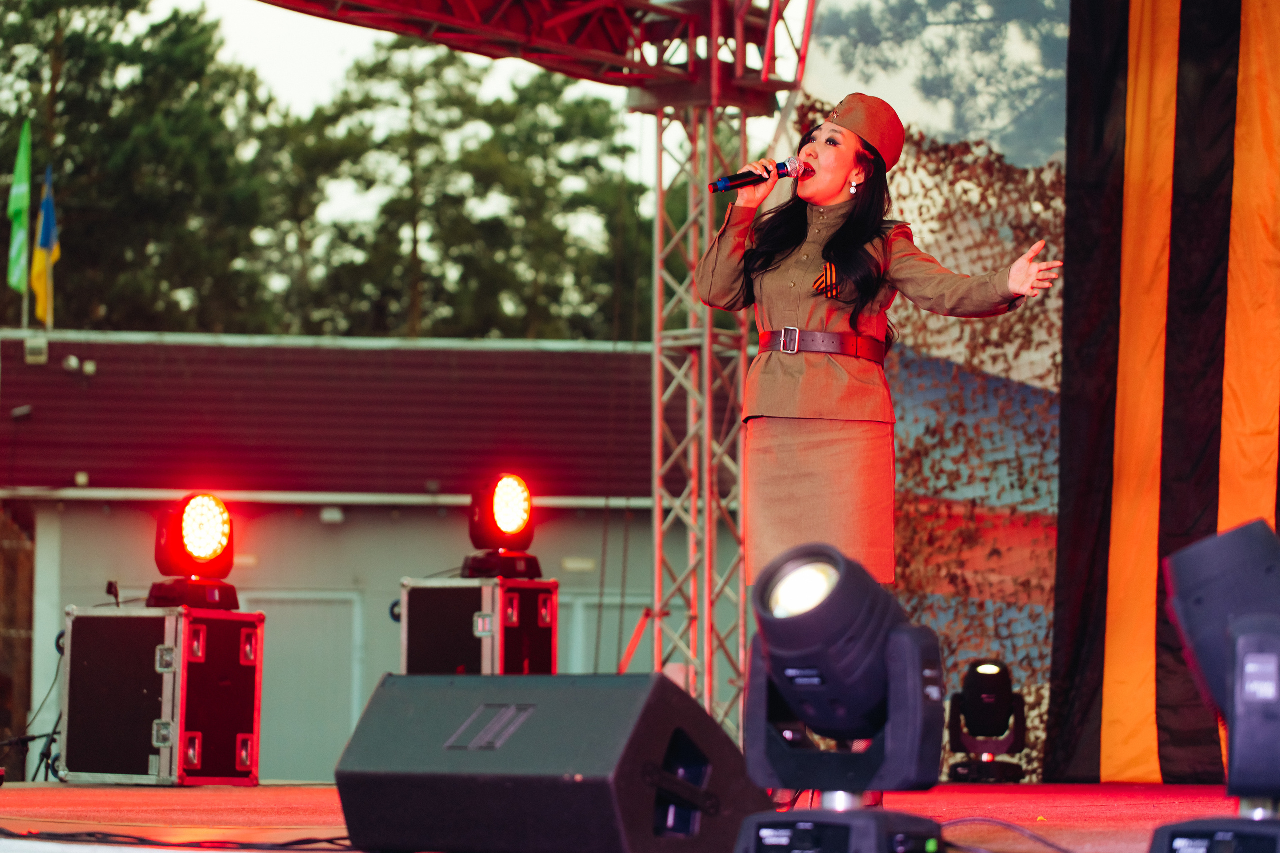Празднование «Дня Победы» в парке Юбилейный. Свадебный и семейный фотограф в Улан-Удэ