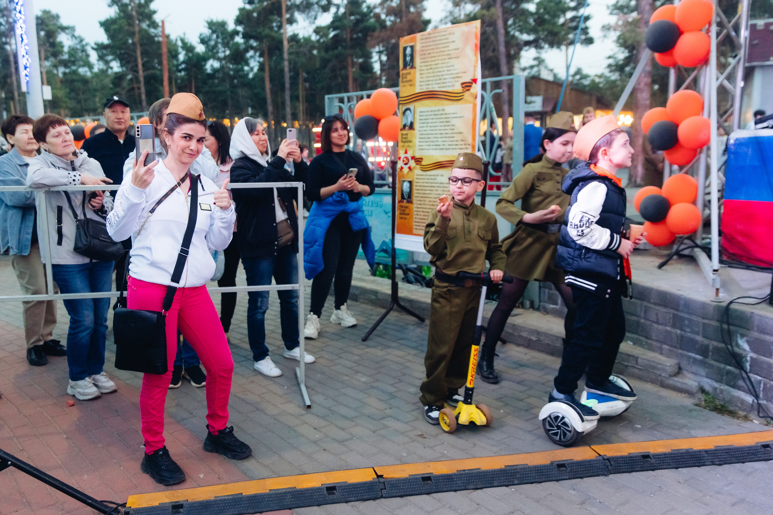 Празднование «Дня Победы» в парке Юбилейный. Свадебный и семейный фотограф в Улан-Удэ