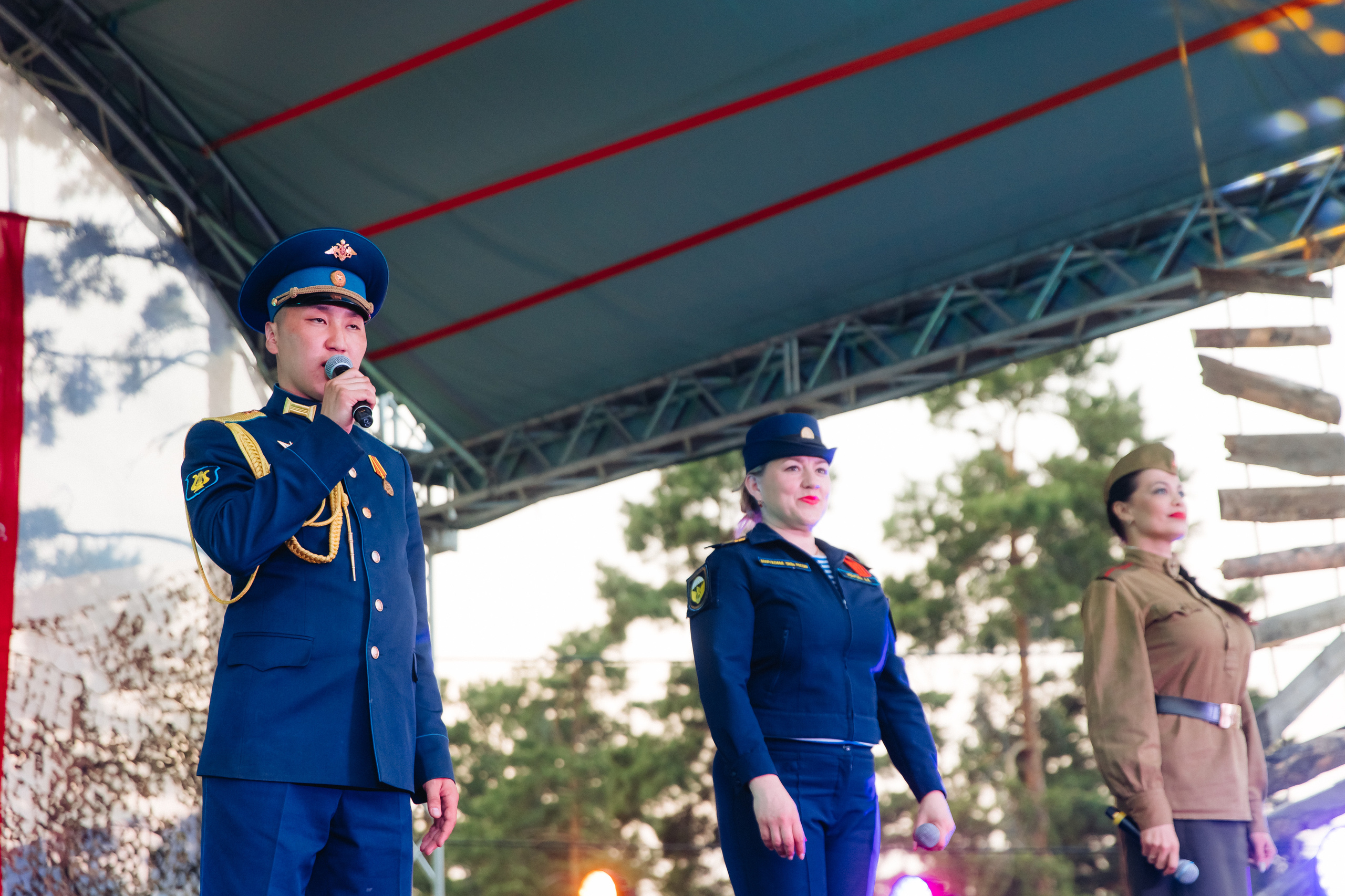 Празднование «Дня Победы» в парке Юбилейный. Свадебный и семейный фотограф в Улан-Удэ