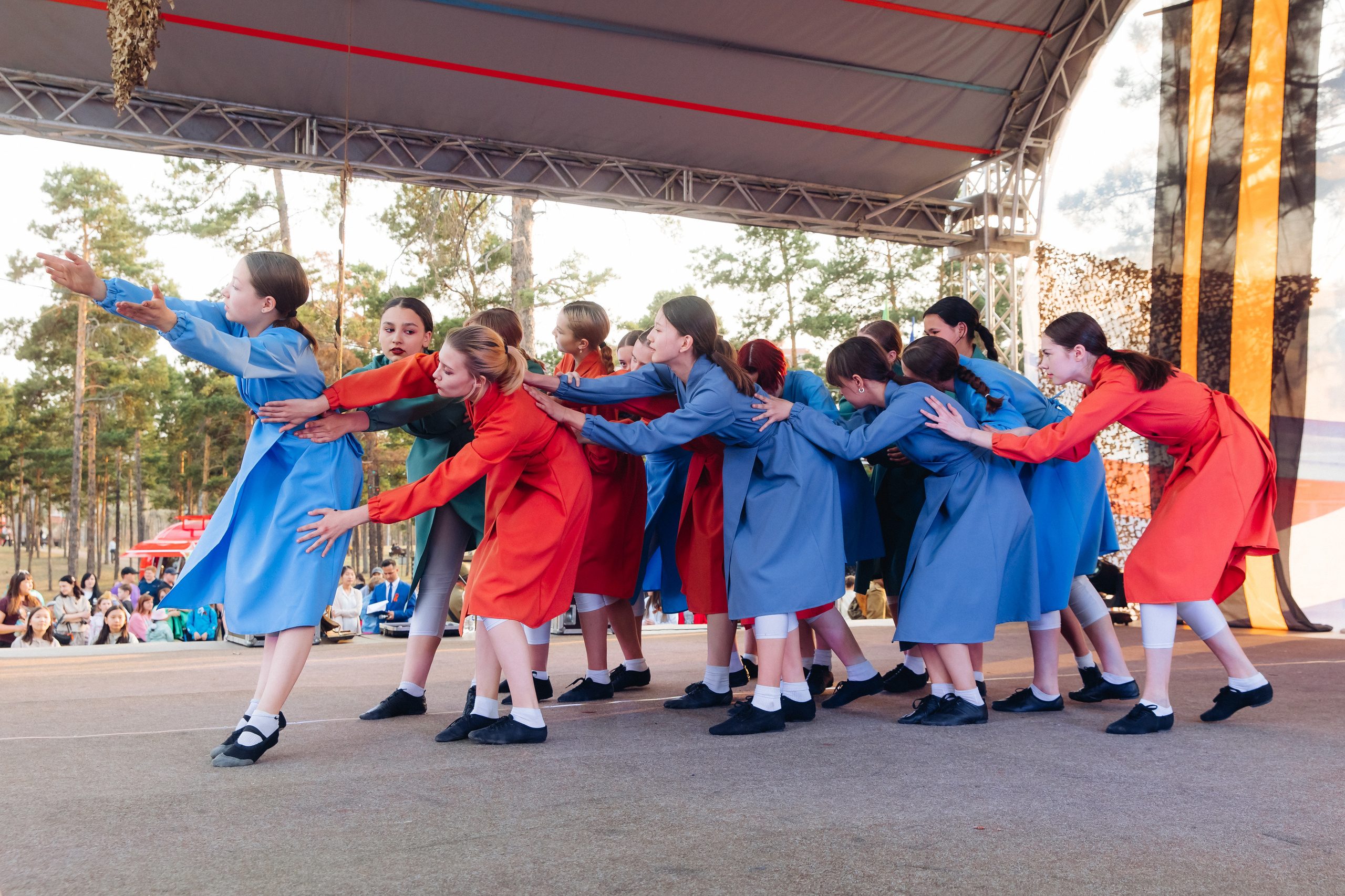 Празднование «Дня Победы» в парке Юбилейный. Свадебный и семейный фотограф в Улан-Удэ