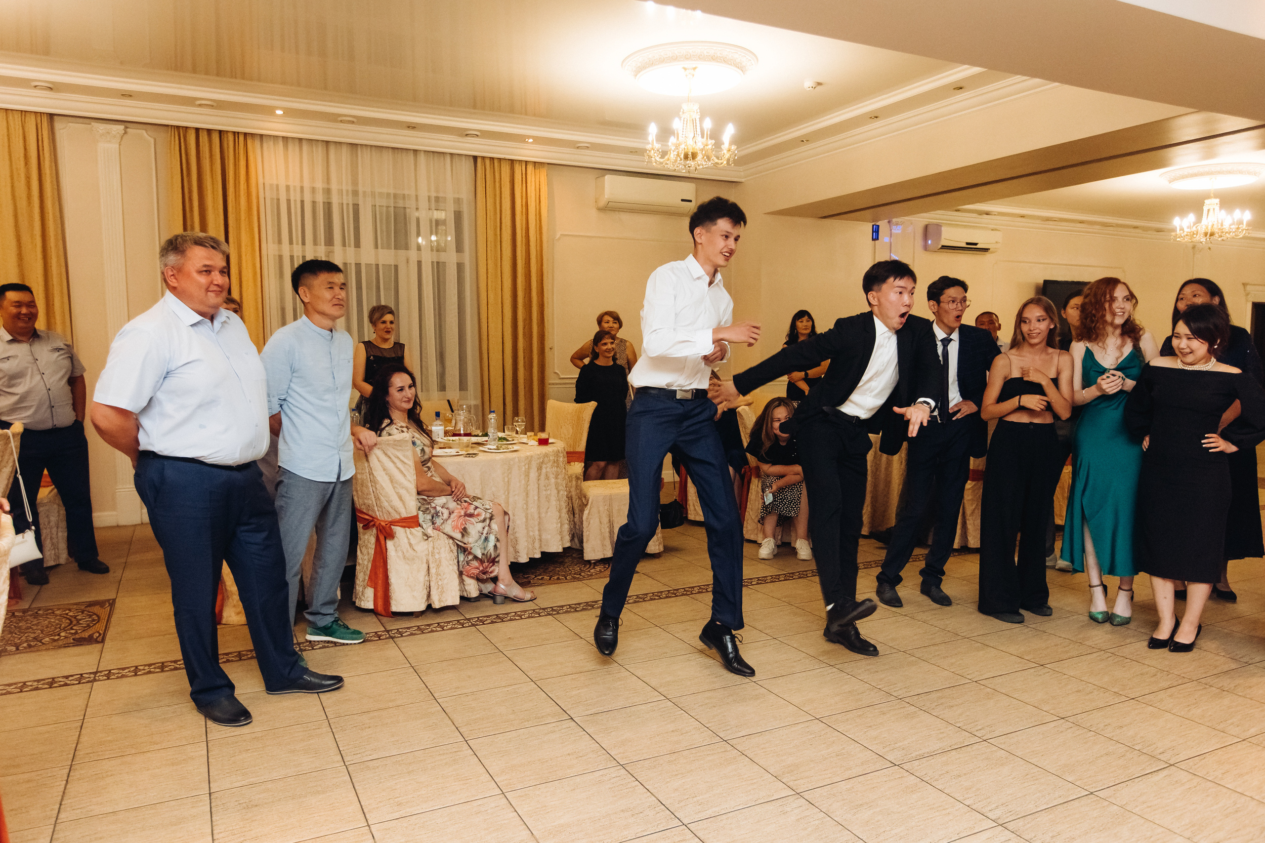 Выпускной вечер. Свадебный и семейный фотограф в Улан-Удэ