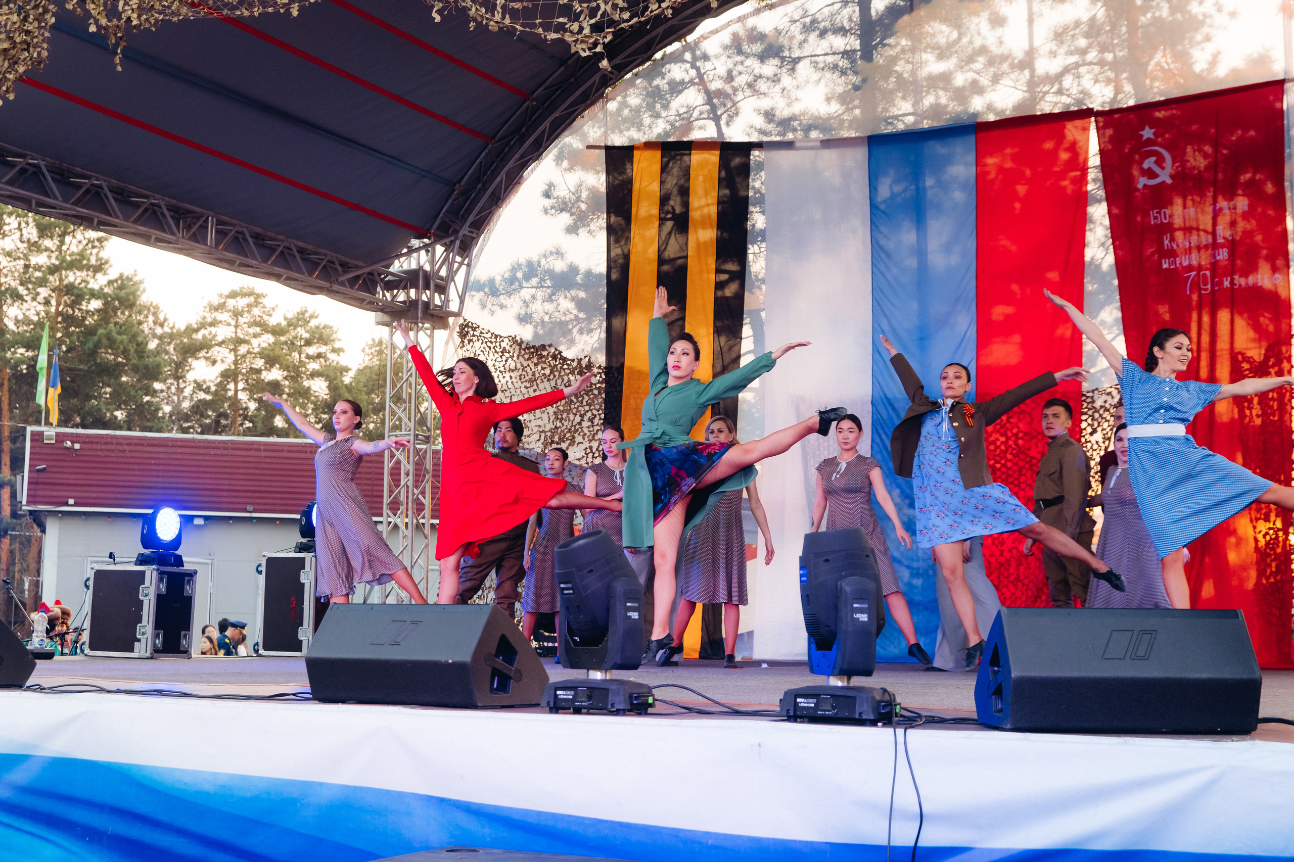 Празднование «Дня Победы» в парке Юбилейный. Свадебный и семейный фотограф в Улан-Удэ