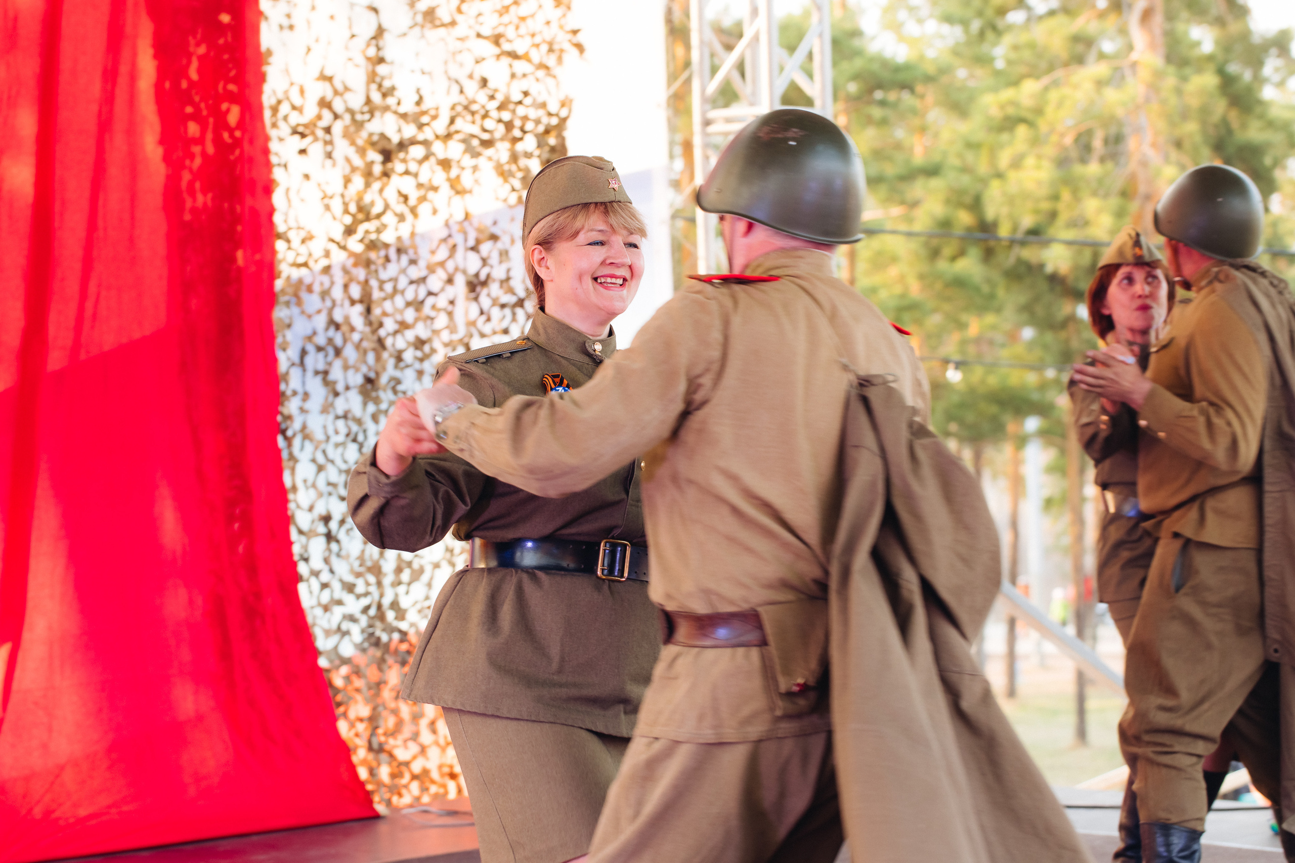 Празднование «Дня Победы» в парке Юбилейный. Свадебный и семейный фотограф в Улан-Удэ