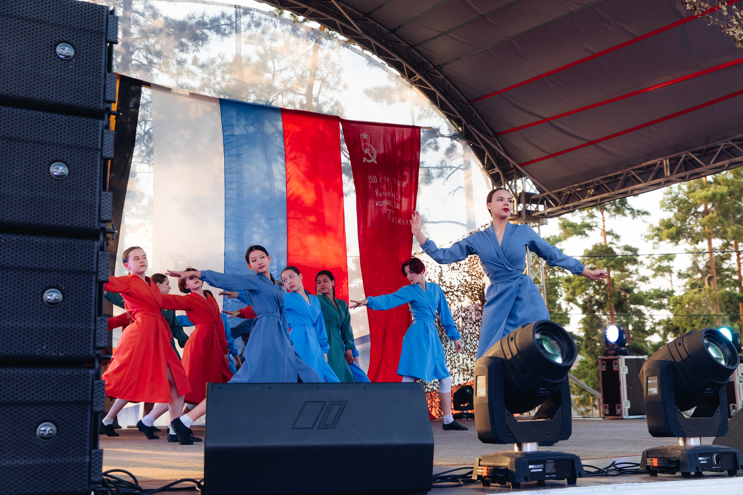 Празднование «Дня Победы» в парке Юбилейный. Свадебный и семейный фотограф в Улан-Удэ