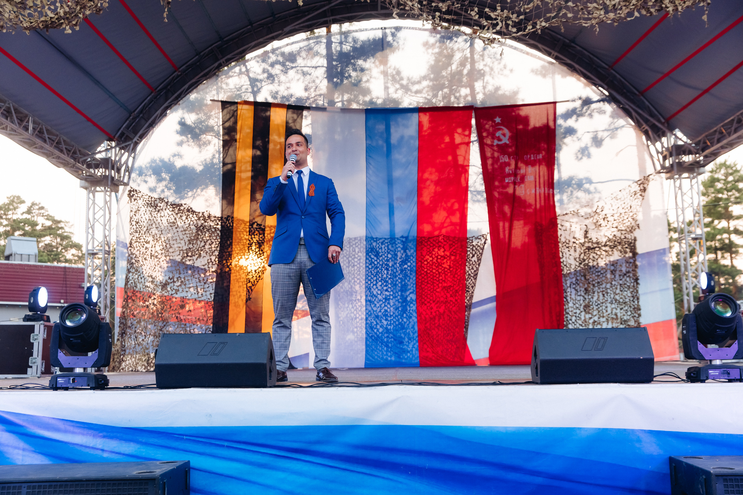 Празднование «Дня Победы» в парке Юбилейный. Свадебный и семейный фотограф в Улан-Удэ