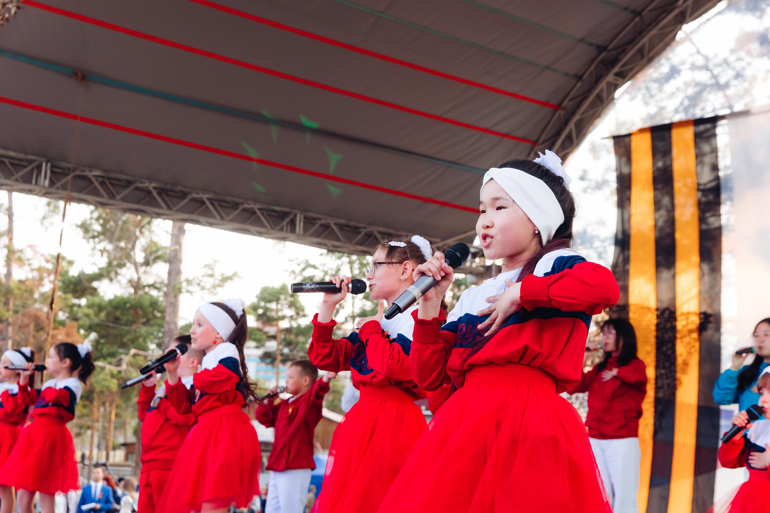 Празднование «Дня Победы» в парке Юбилейный. Свадебный и семейный фотограф в Улан-Удэ
