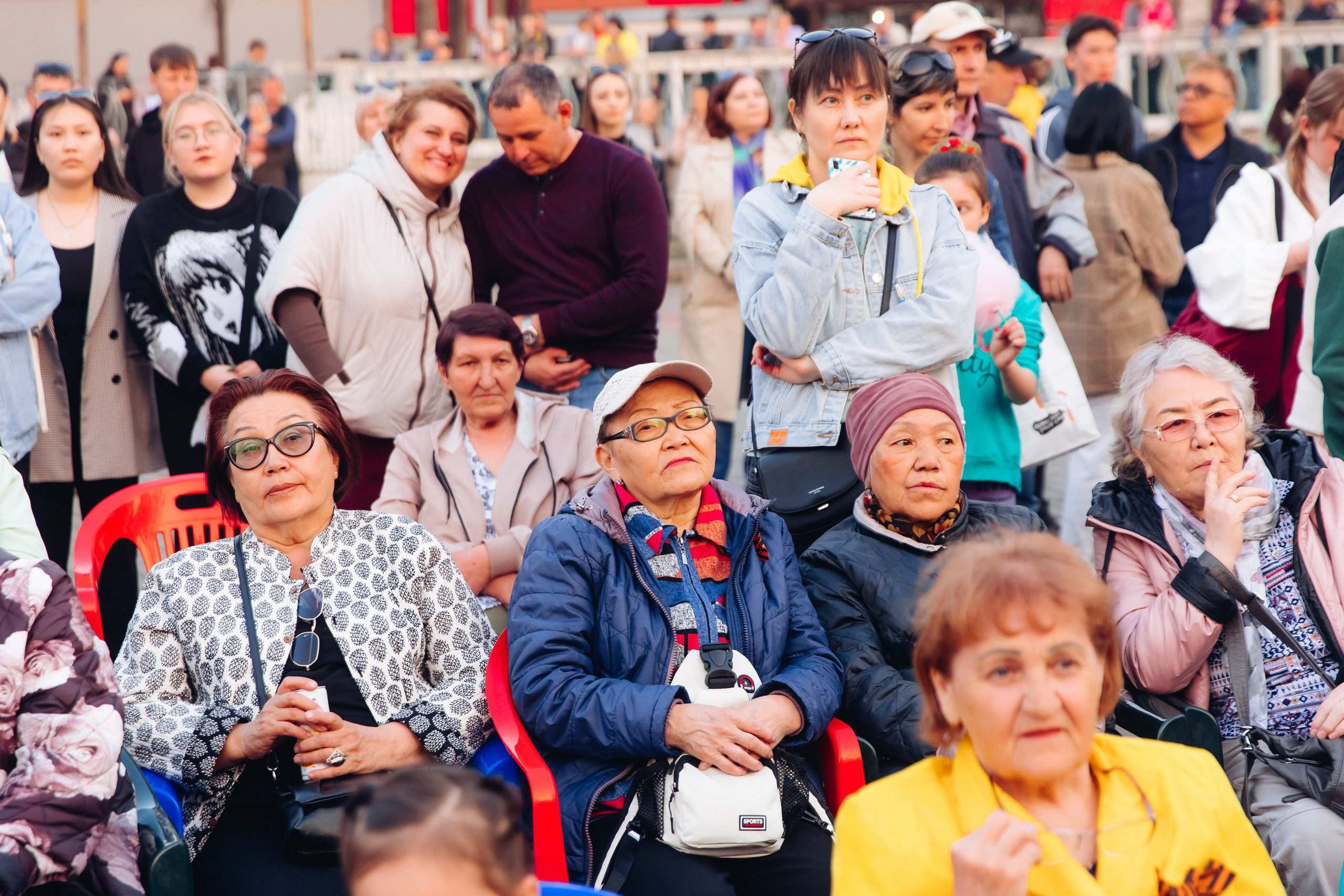 Празднование «Дня Победы» в парке Юбилейный. Свадебный и семейный фотограф в Улан-Удэ