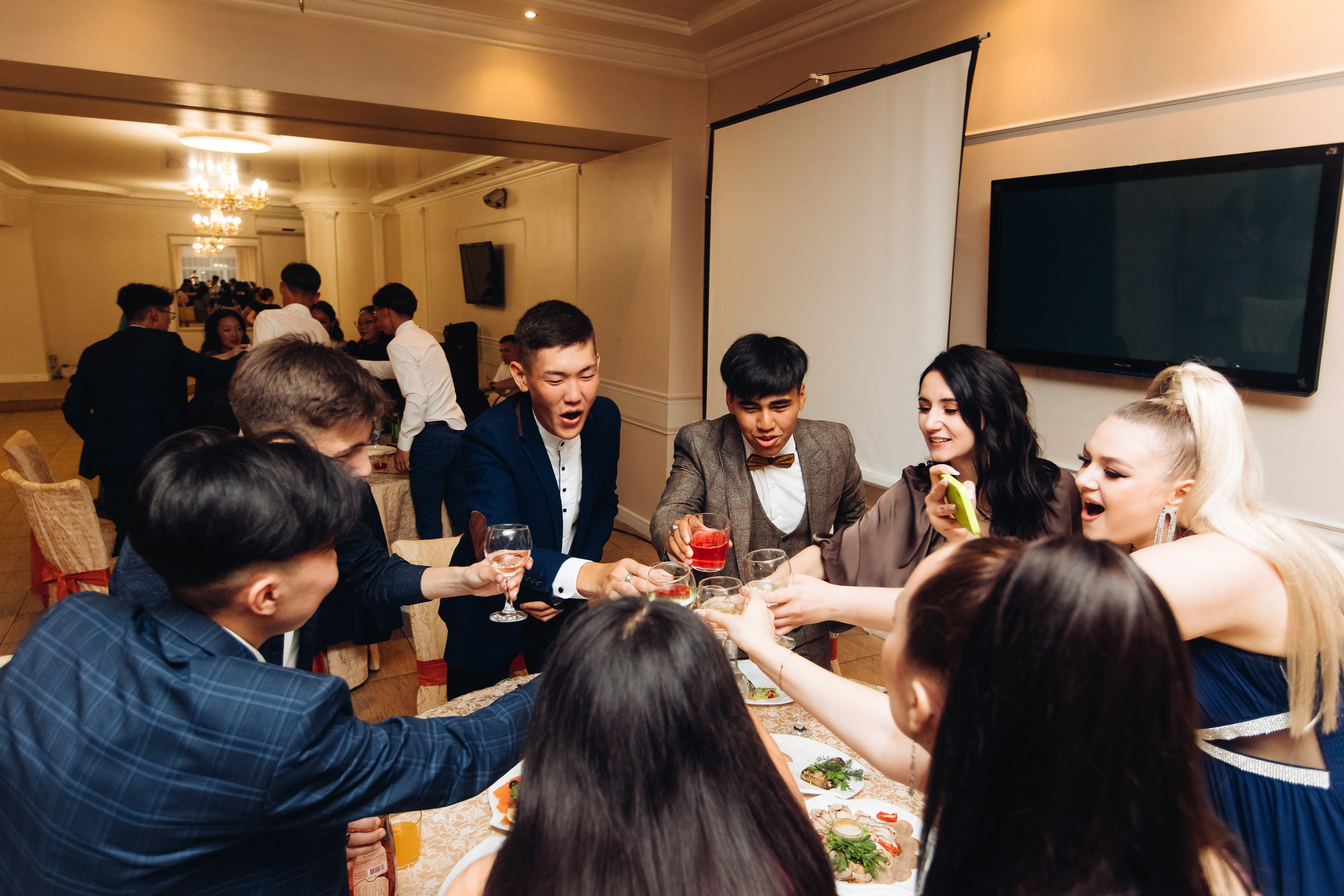 Выпускной вечер. Свадебный и семейный фотограф в Улан-Удэ