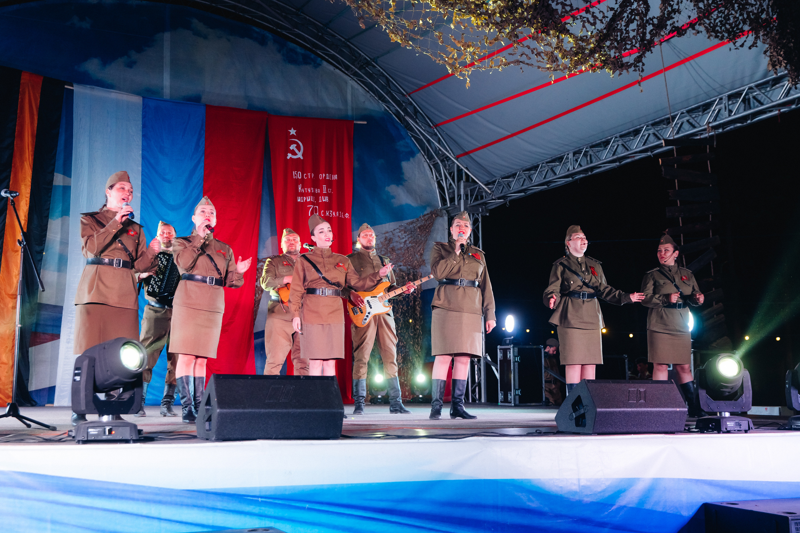 Празднование «Дня Победы» в парке Юбилейный. Свадебный и семейный фотограф в Улан-Удэ