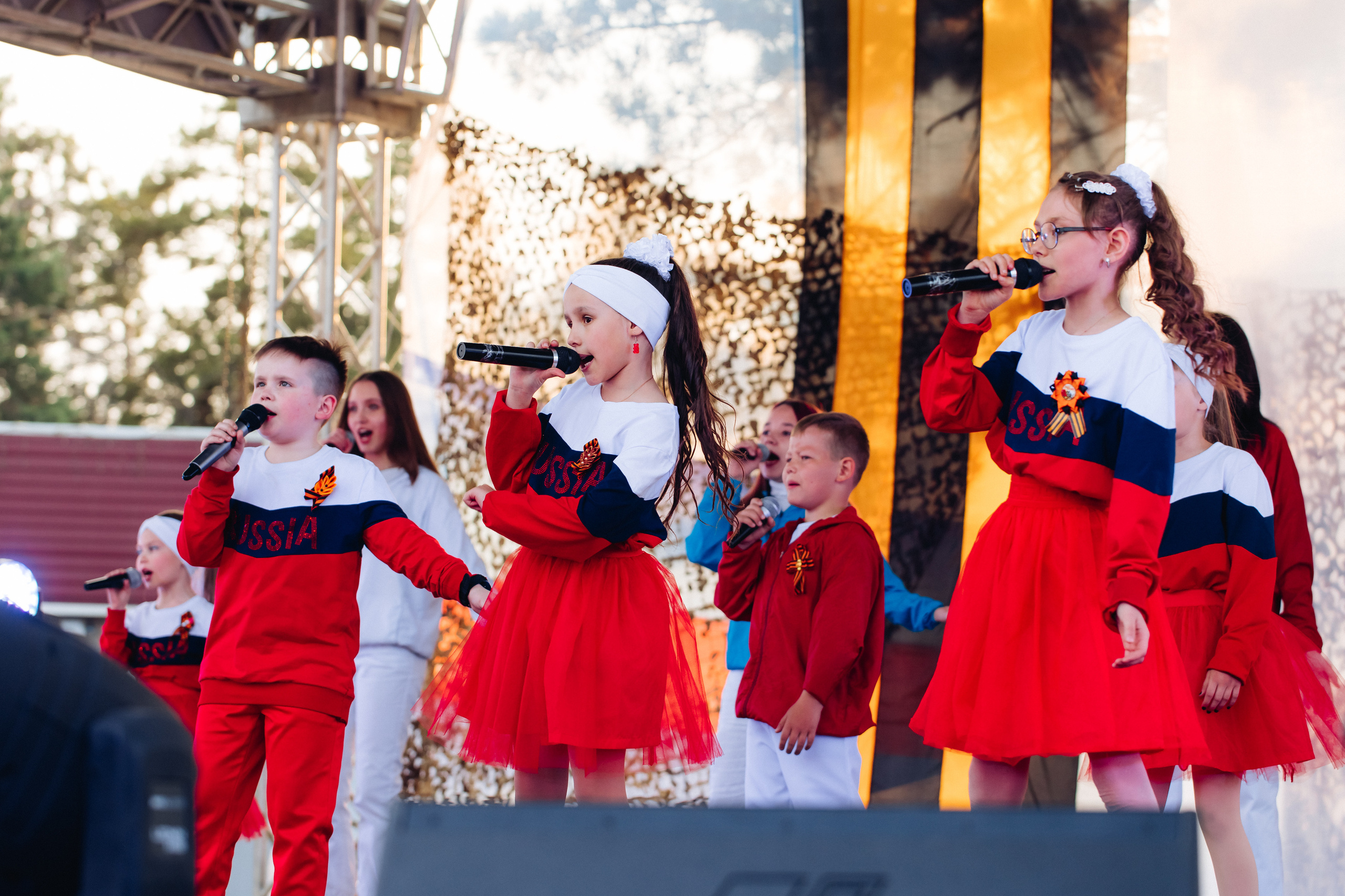 Празднование «Дня Победы» в парке Юбилейный. Свадебный и семейный фотограф в Улан-Удэ