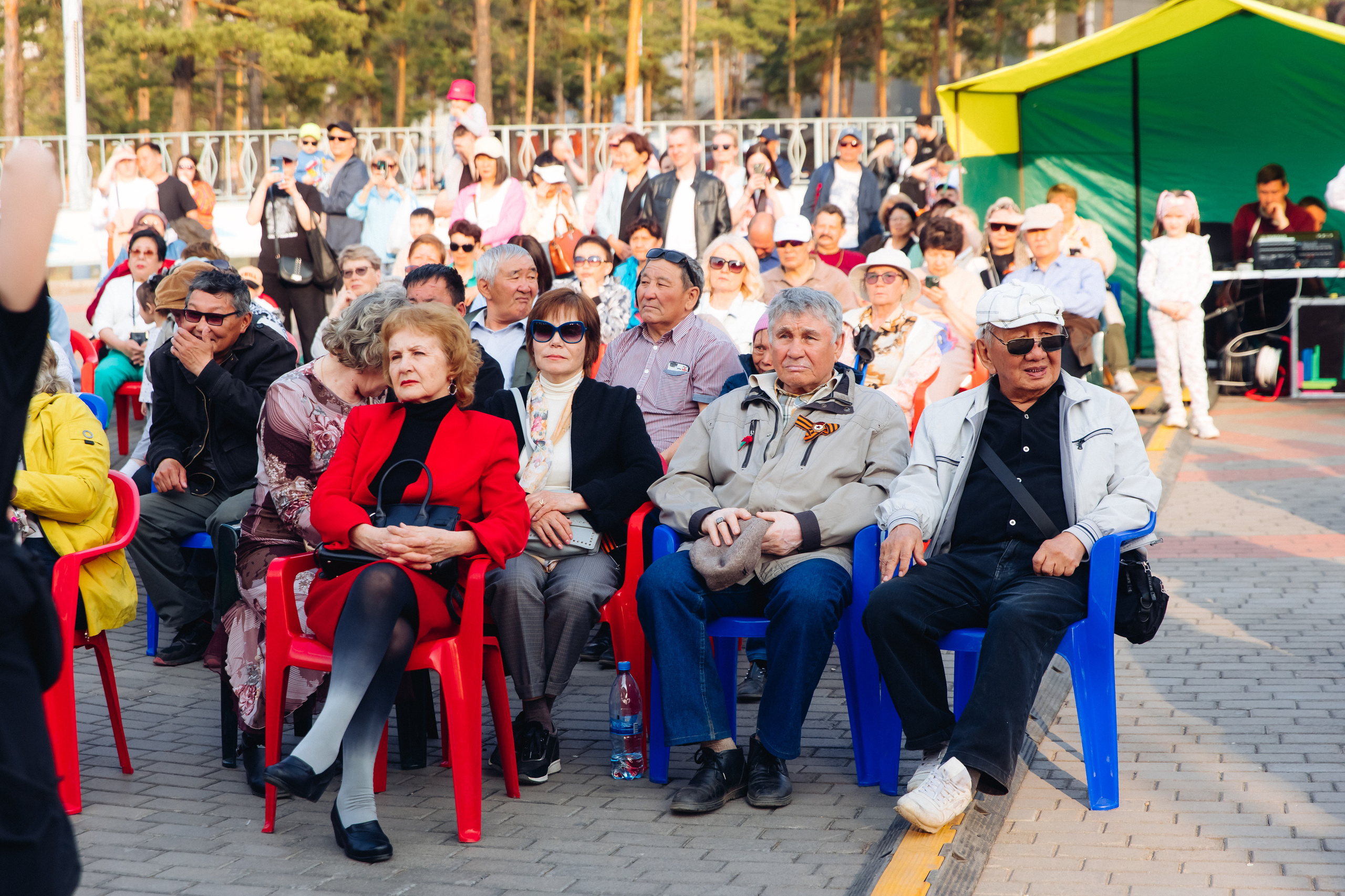 Празднование «Дня Победы» в парке Юбилейный. Свадебный и семейный фотограф в Улан-Удэ