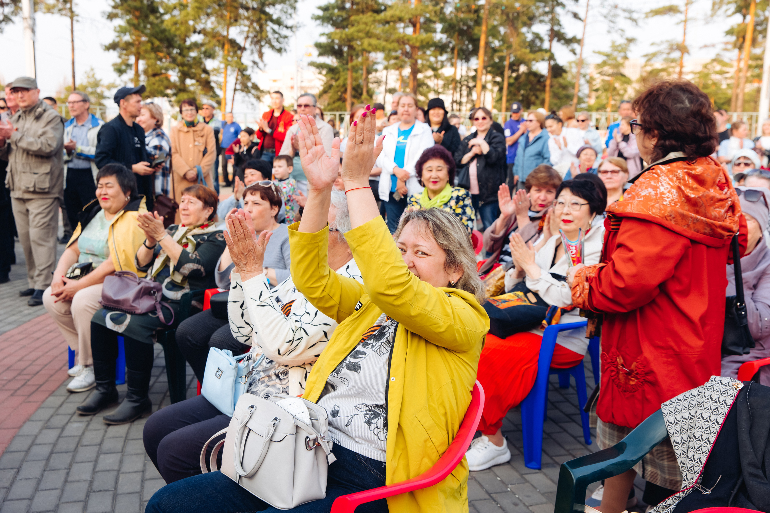 Празднование «Дня Победы» в парке Юбилейный. Свадебный и семейный фотограф в Улан-Удэ