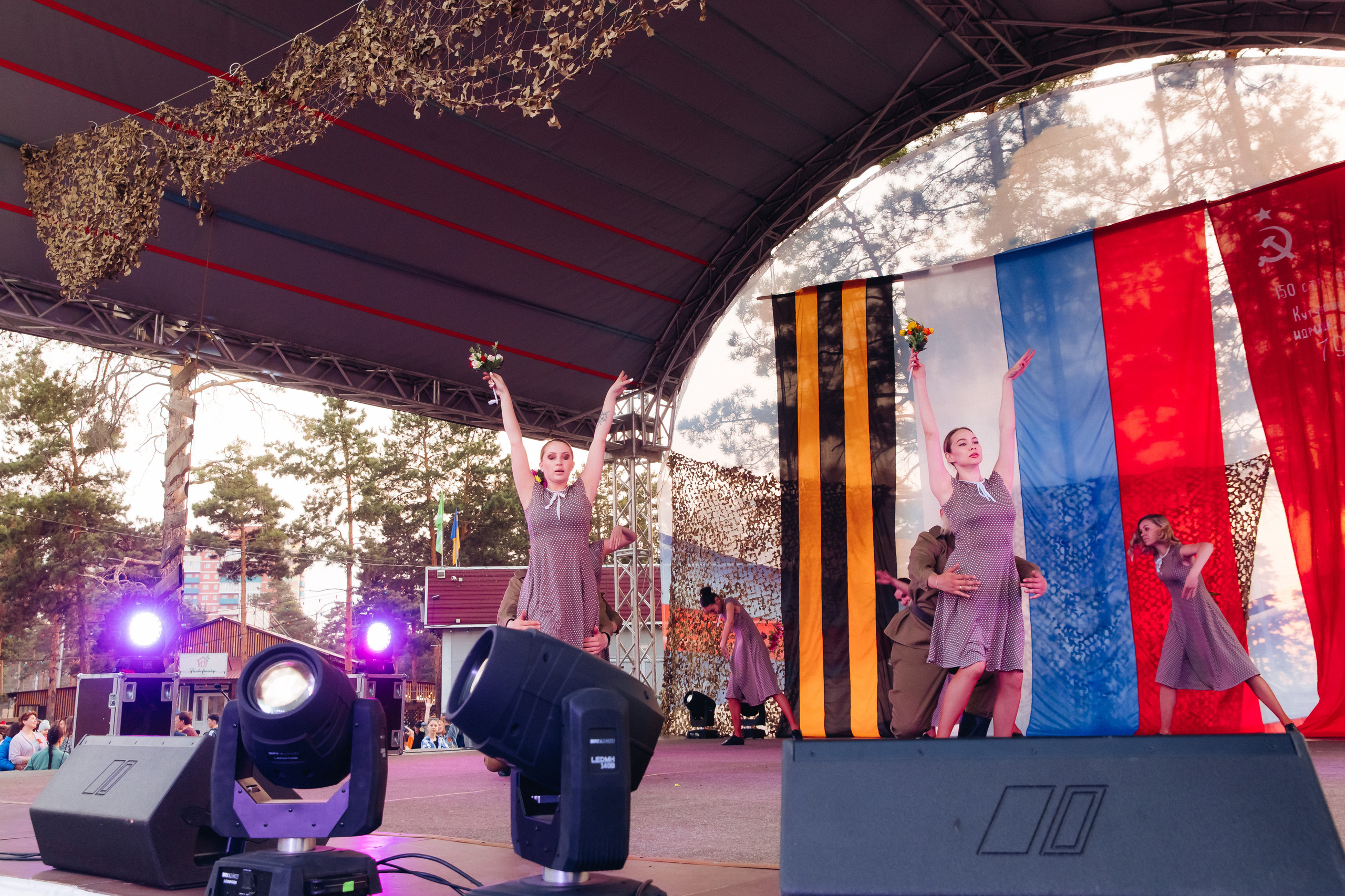 Празднование «Дня Победы» в парке Юбилейный. Свадебный и семейный фотограф в Улан-Удэ