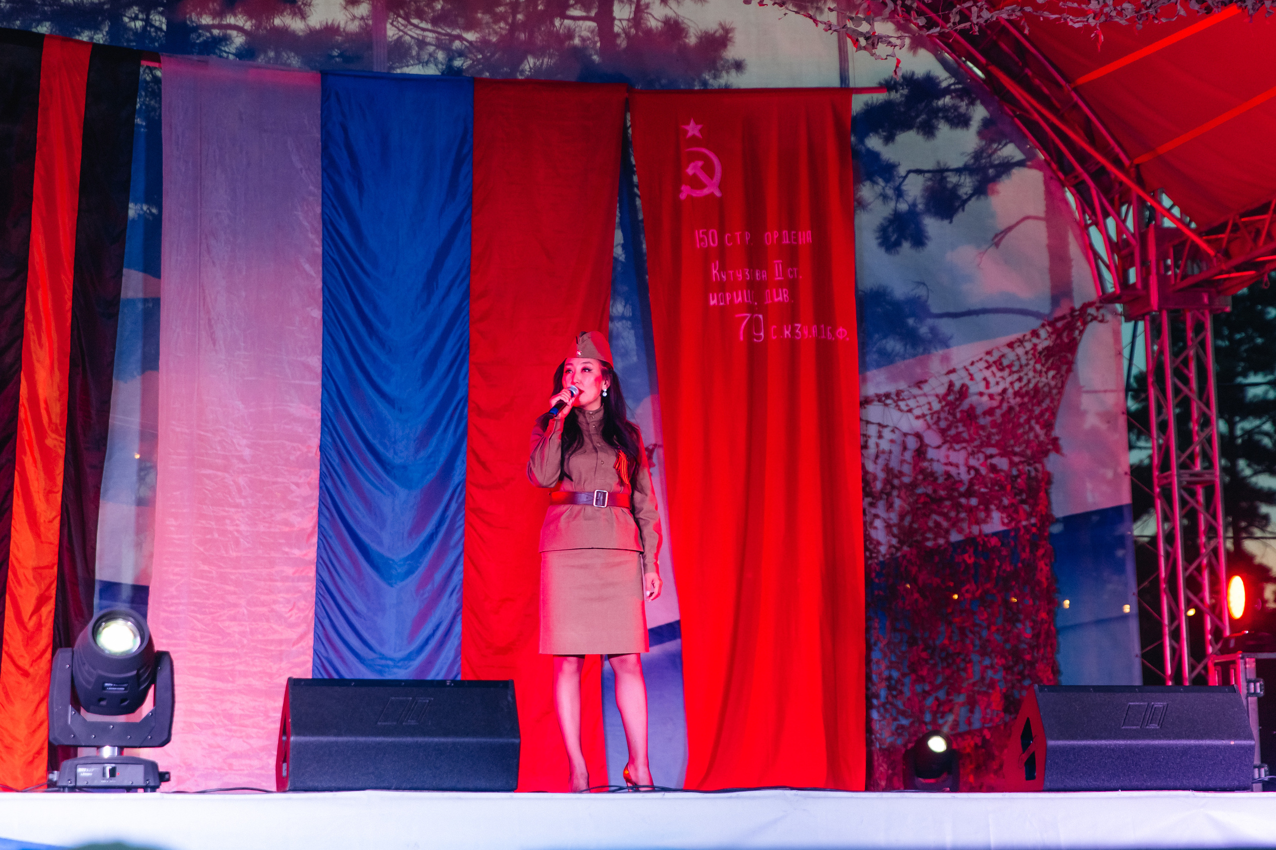 Празднование «Дня Победы» в парке Юбилейный. Свадебный и семейный фотограф в Улан-Удэ